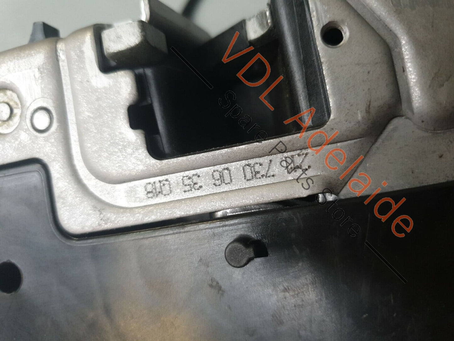 A2117300635