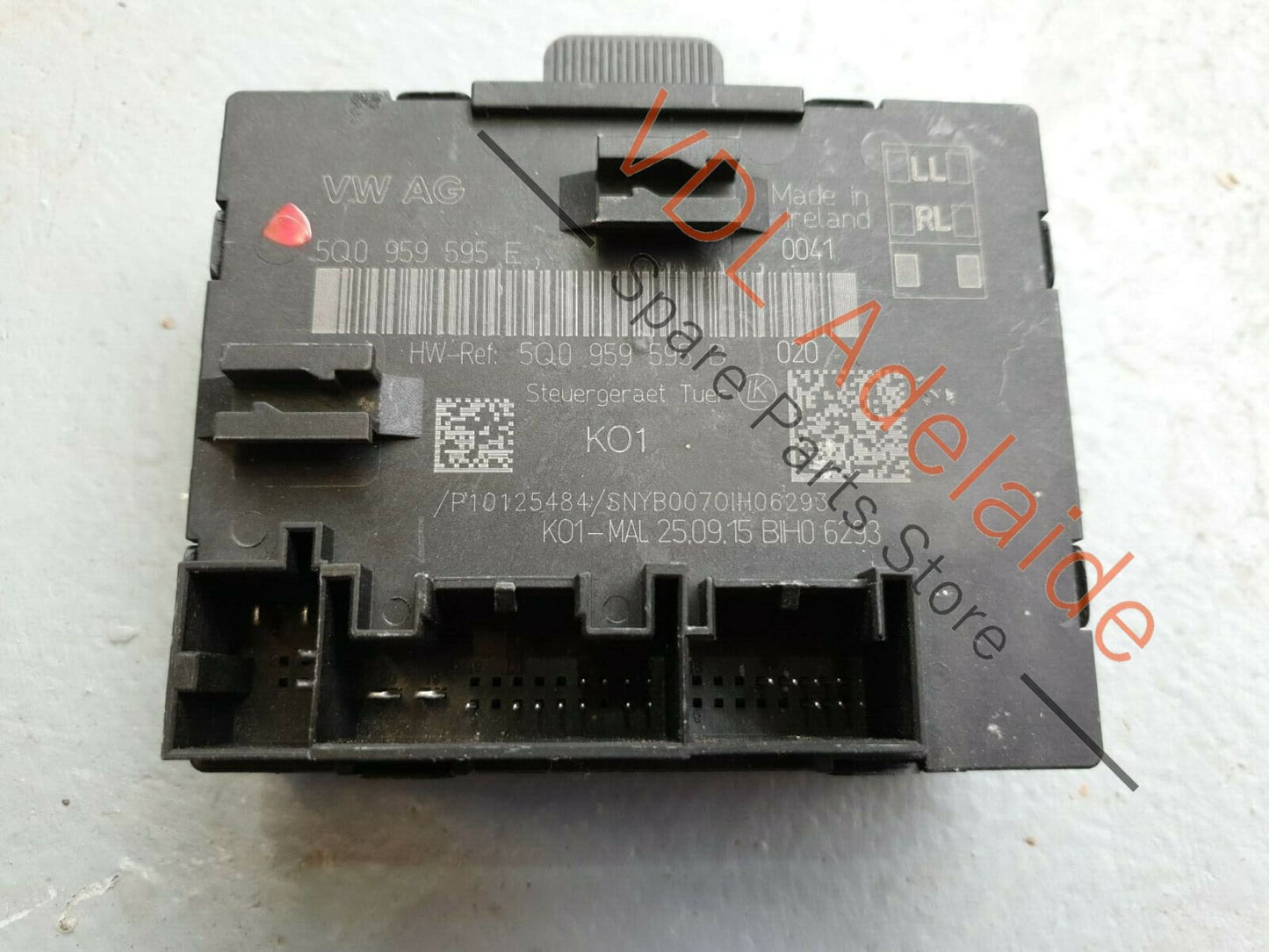 VW Passat Alltrack B8 3G Rear Door Control Module 5Q0959595E PAT2 5Q0959595E