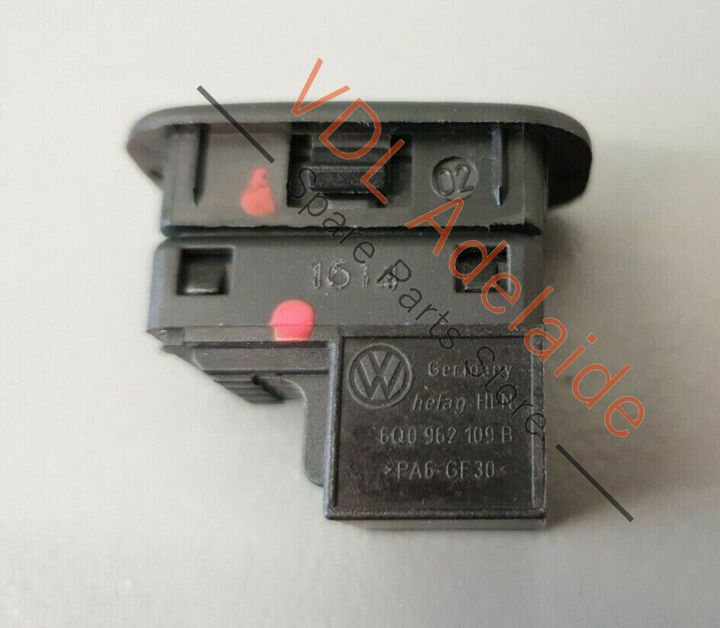 Volkswagen VW Scirocco Mk3 III Anti Theft Alarm Switch Button 5Q0962109B HOL 5Q0962109B