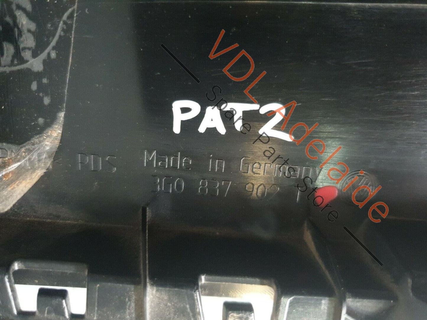 VW Passat B8 3G Front Right Exterior Door B-Pillar Black Trim 3G0837902T PAT2 3G0837902T