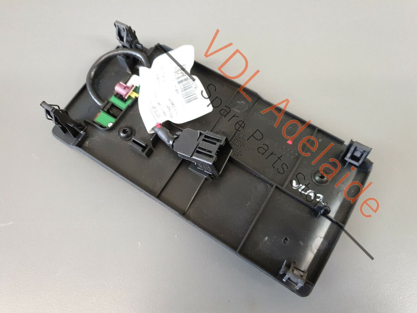 Audi TT RS Mk2 8J Centre Console Phone Dock Charge Unit 8J0863274C VLA2 8J0863274C