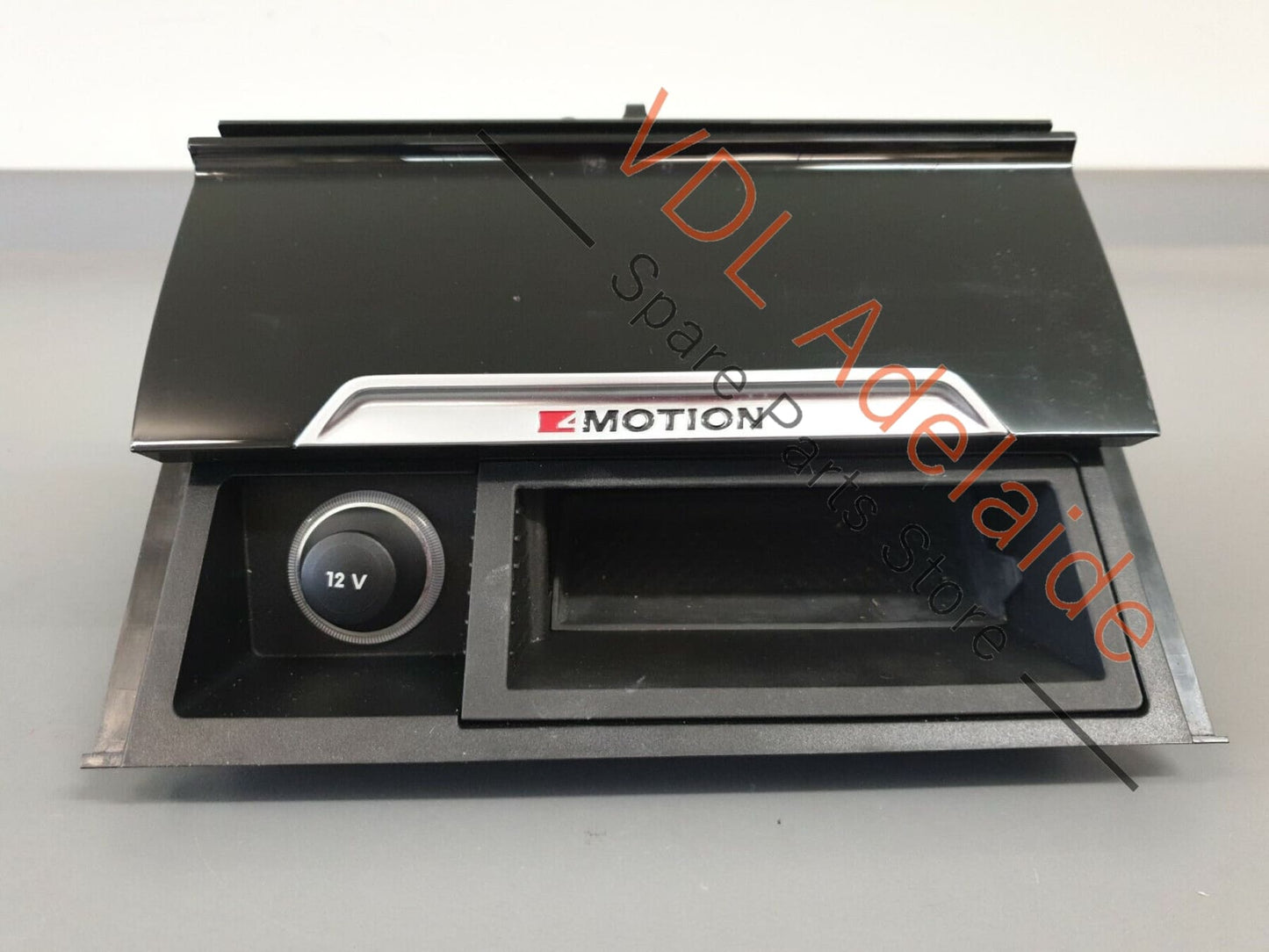 VW Passat R-Line B8 3G Gloss Black Centre Storage 12V Compartment 3G2863284 PAT4 3G2863284A