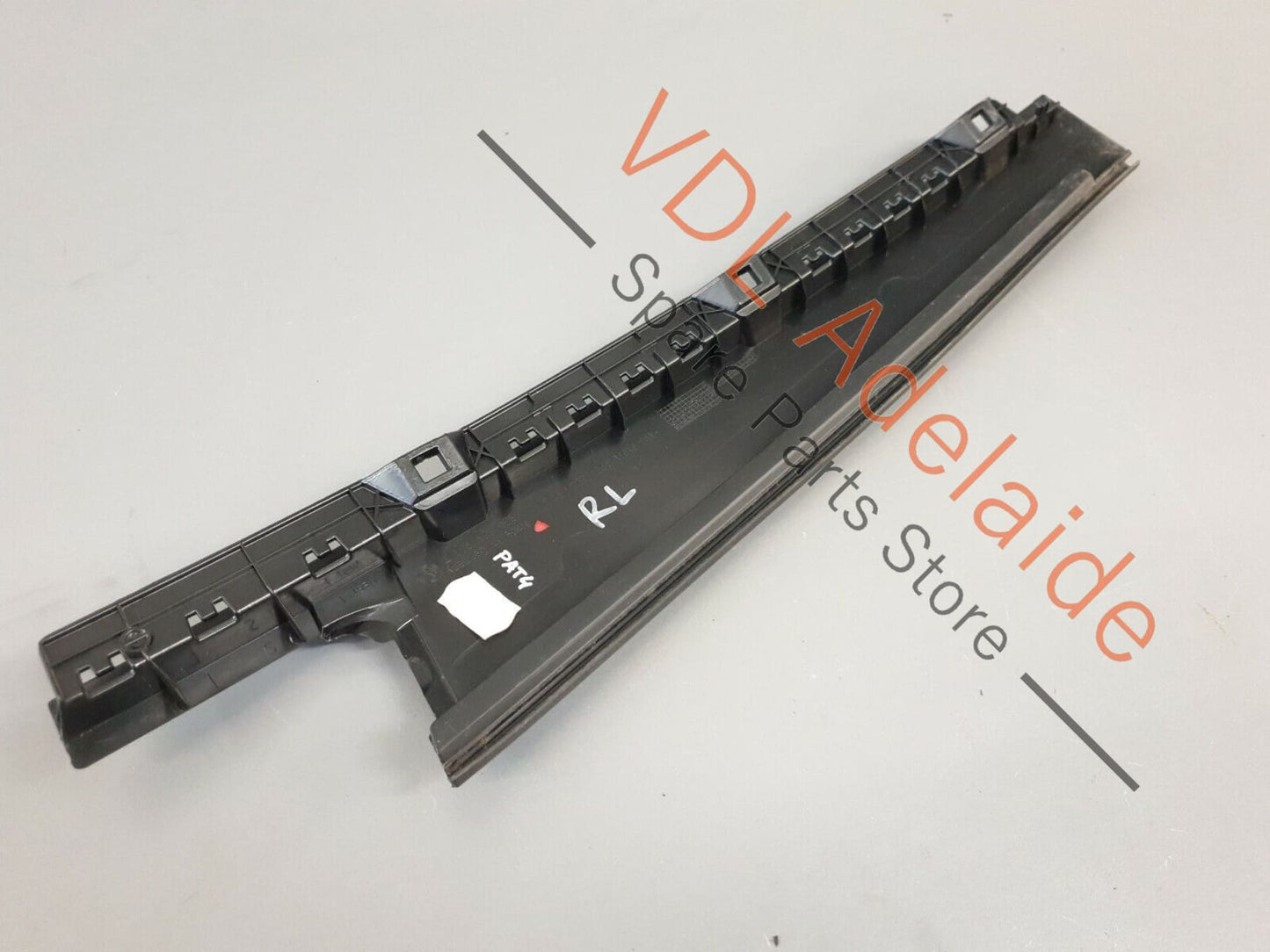 VW Passat B8 3G Rear Left Exterior Door B-Pillar Trim Black 3G0839901T PAT4 3G0839901T