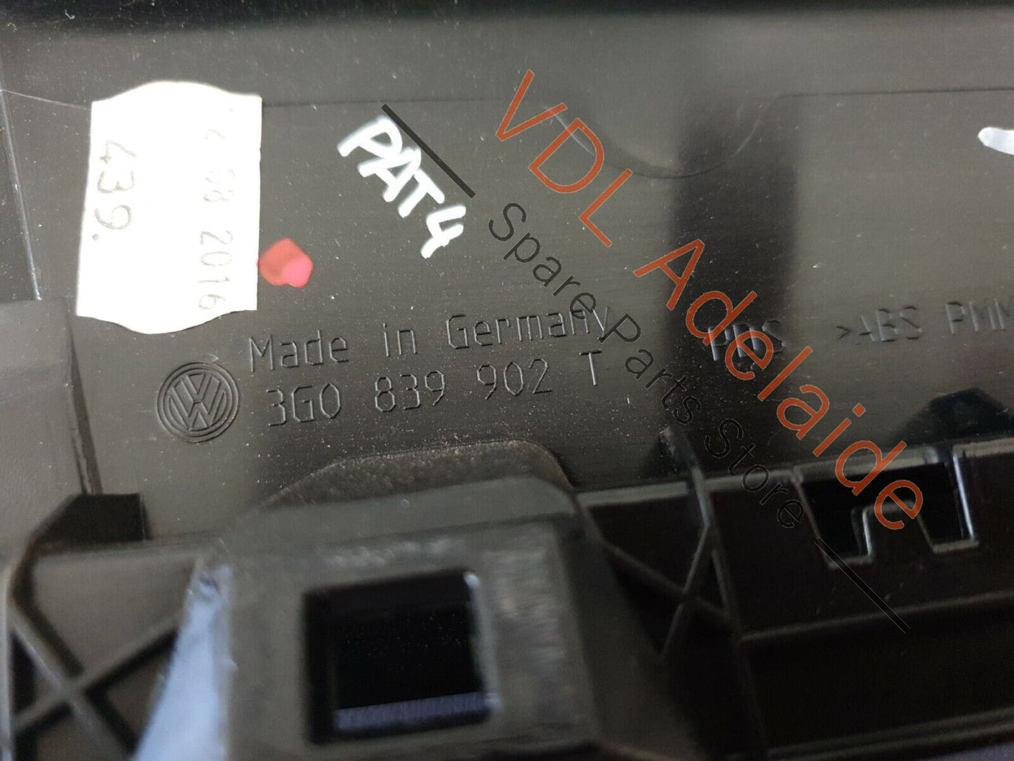 VW Passat B8 3G Rear Right Exterior Door B-Pillar Trim Black 3G0839902T PAT4 3G0839902T