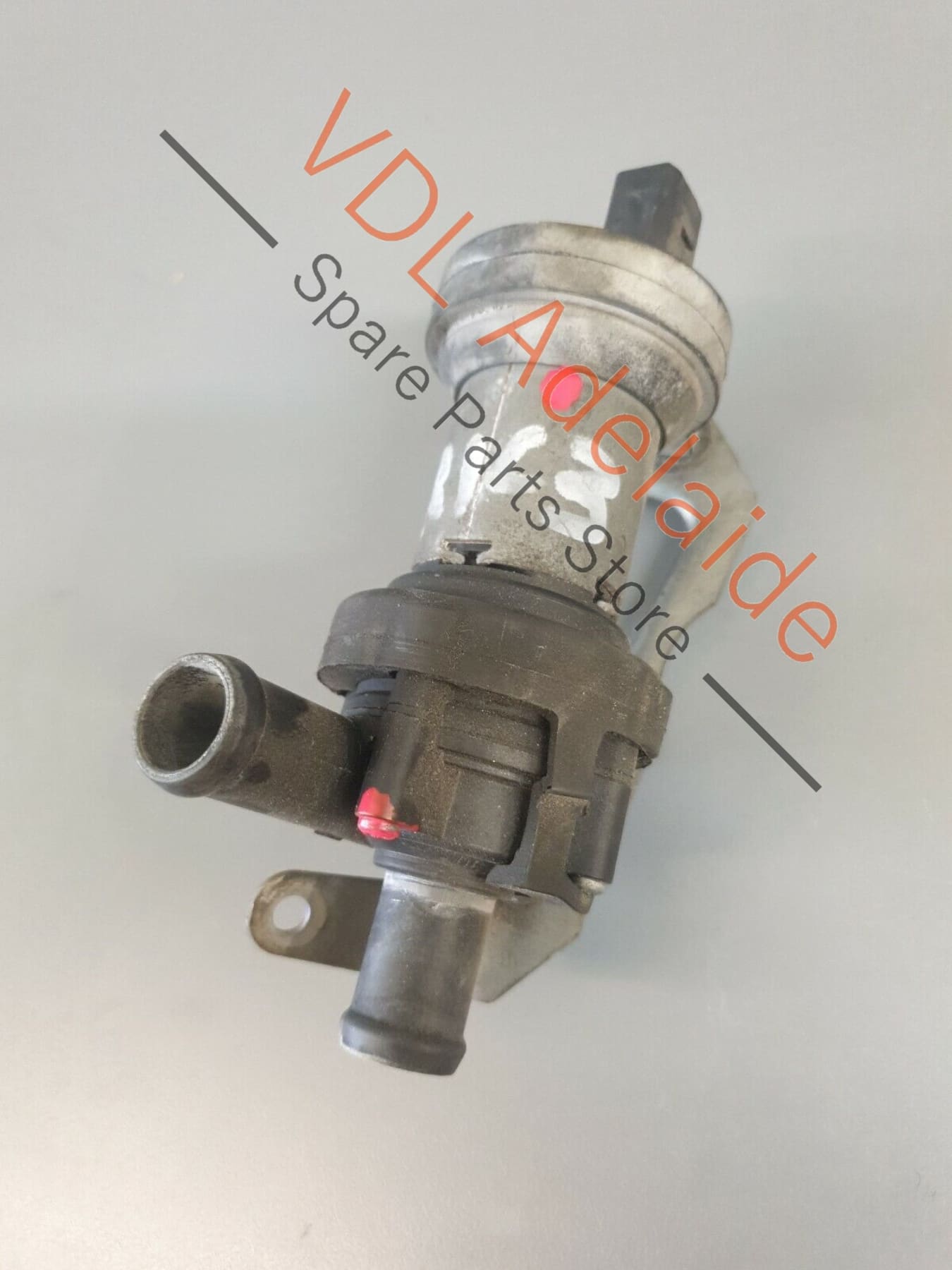 Volkswagen VW Golf Mk5 R32 Auxiliary Additional Water Pump 3D0965561D RIC3 3D0965561D