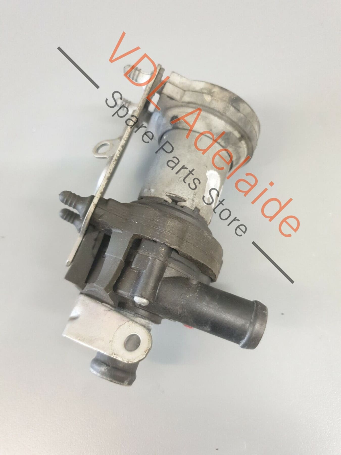 Volkswagen VW Golf Mk5 R32 Auxiliary Additional Water Pump 3D0965561D RIC3 3D0965561D