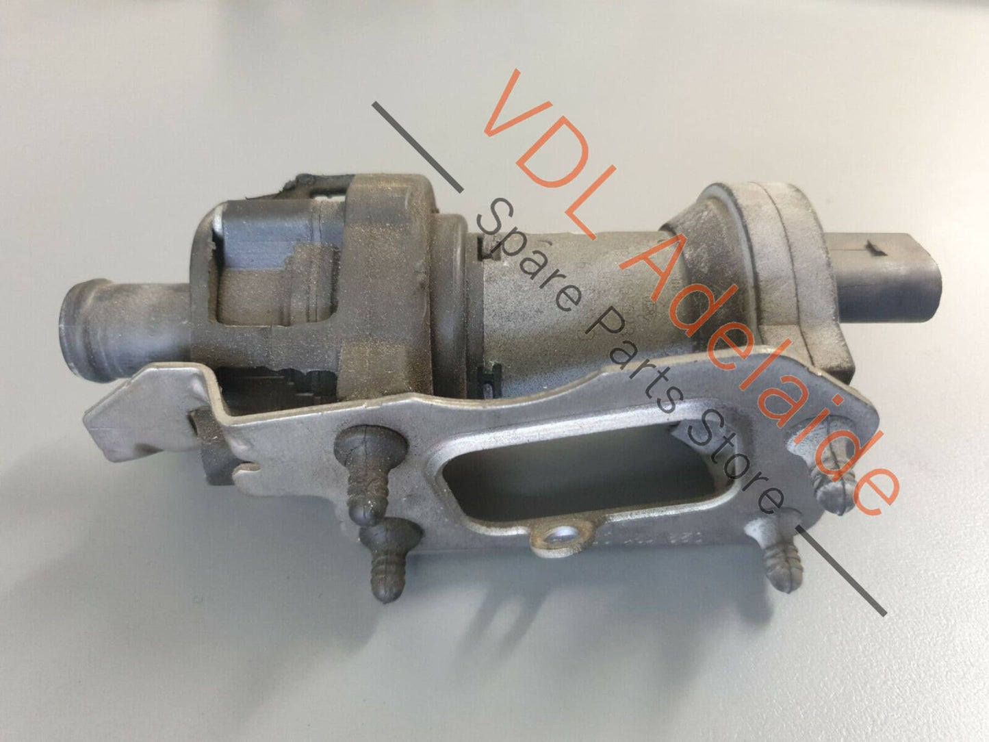 Volkswagen VW Golf Mk5 R32 Auxiliary Additional Water Pump 3D0965561D RIC3 3D0965561D