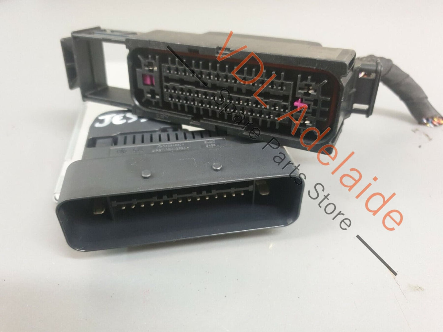 VW Tiguan R Mk2 5NA Control Unit for Electronic Dampening Suspension JES3 5Q0907376B