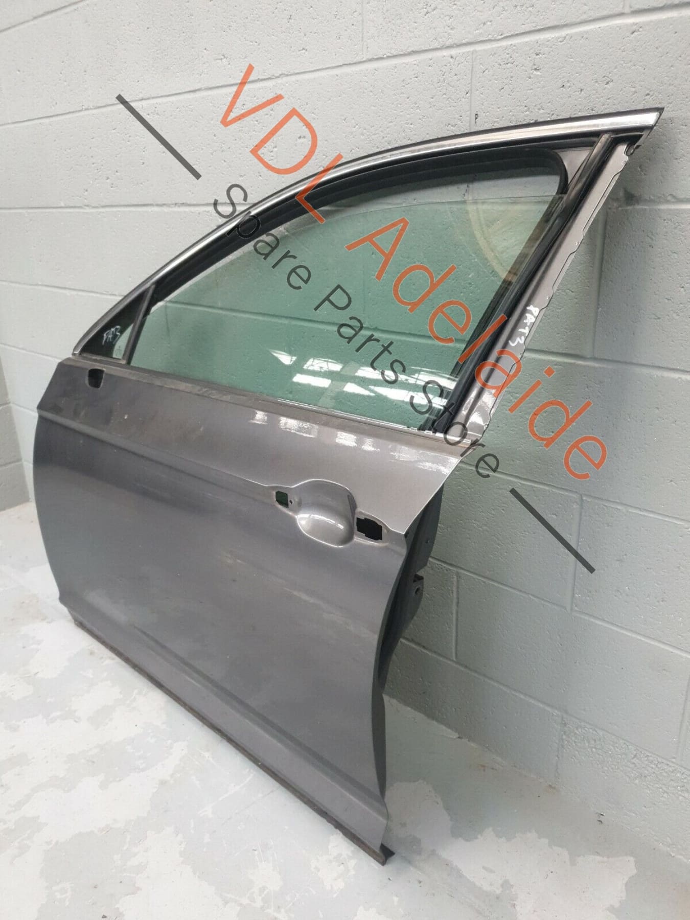 VW Passat R-Line B8 3G Front Left Door Shell Panel Indium Grey LR7H PAT3 3G0831055AG