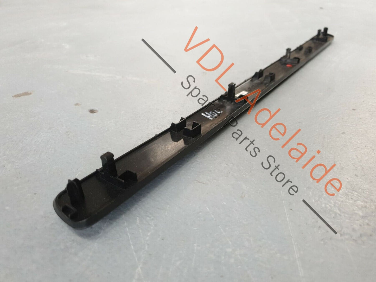 Genuine OEM VW Scirocco R Mk3 III Wolfsburg Carbon Look Dash Trim 1K8858529A 1K8858529A