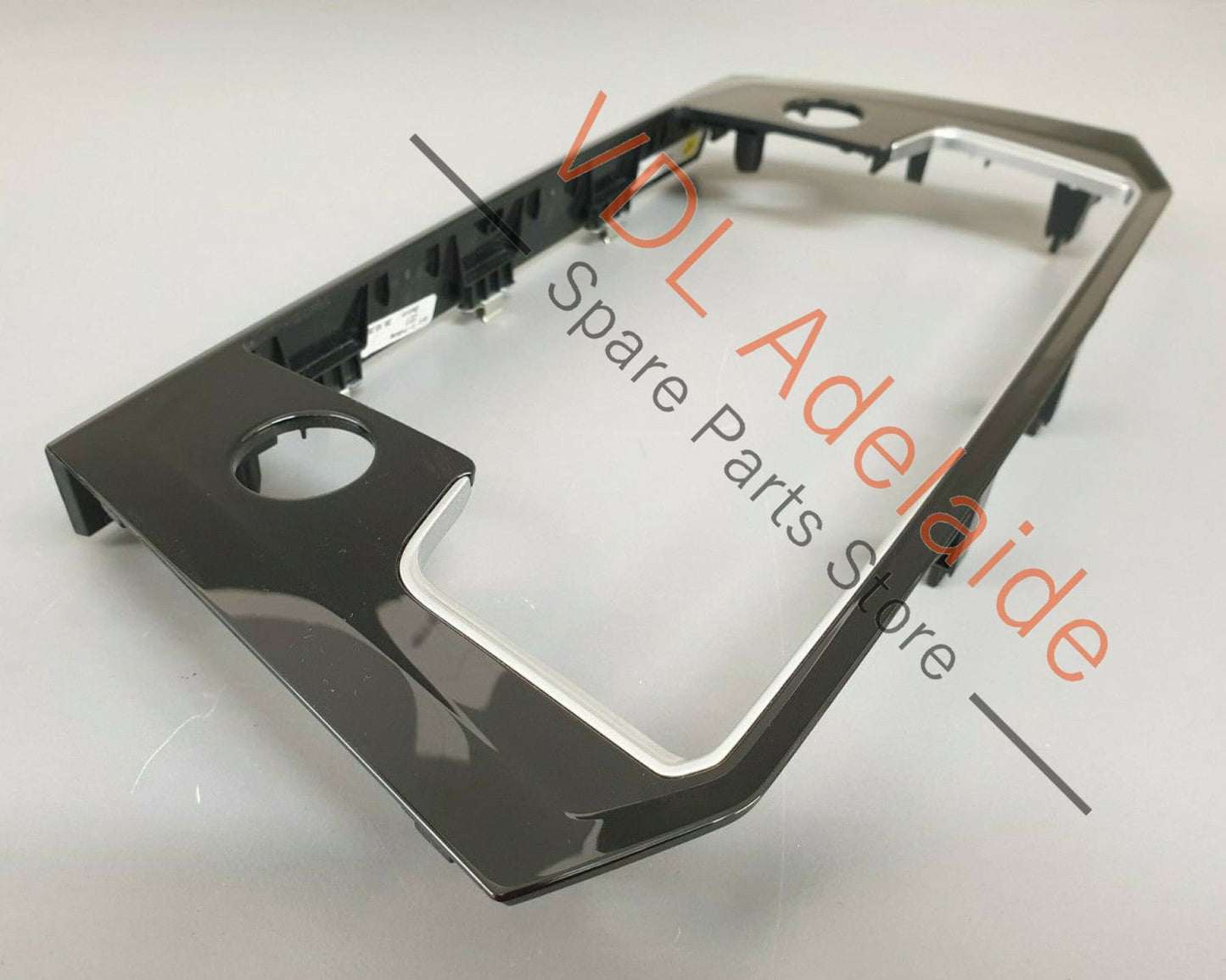 VW Passat R B8 3G Head Unit Screen Surround Dash Centre Trim 3G2858069D PAT3 3G2858069D