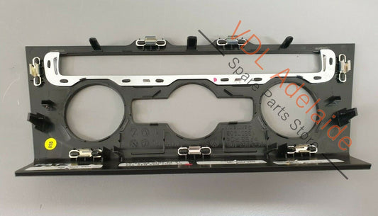 VW Passat R-Line B8 3G RHD Trim for Fresh Air & Heater Controls 3G2863042 PAT3 3G2863042
