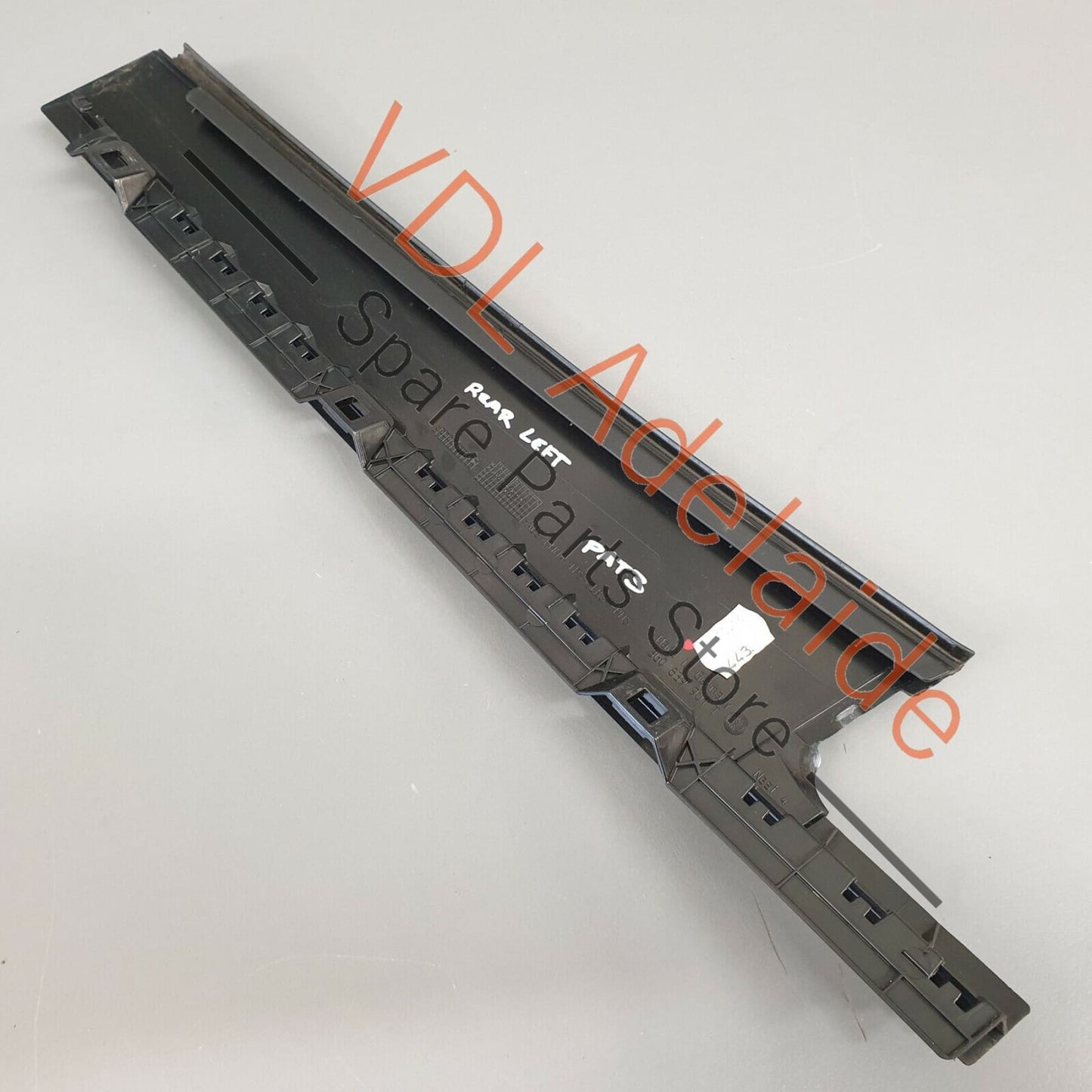 VW Passat R-Line B8 3G Rear Left Trim for Door Window Frame 3G0839901T PAT3 3G0839901T