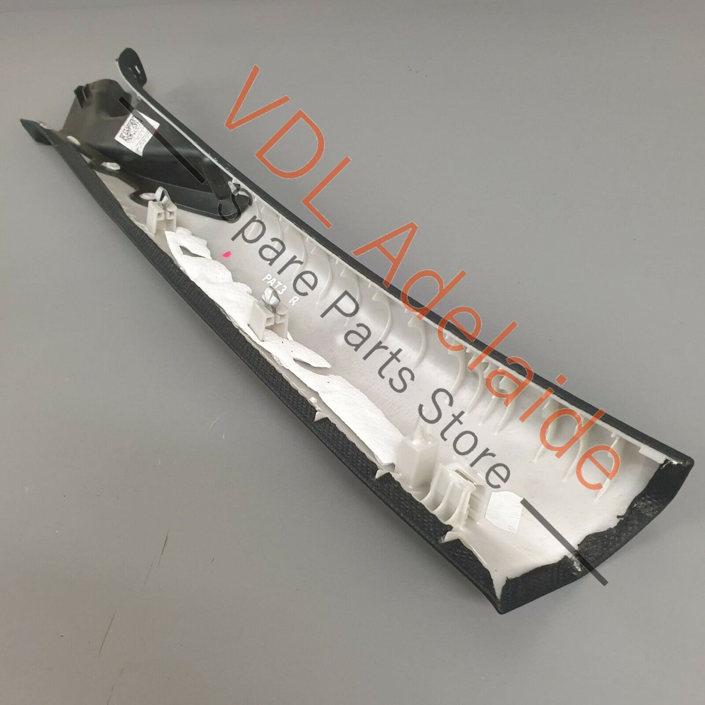 VW Passat B8 3G Right Upper A-Pillar Trim Titan Black 3G0867234B PAT3 3G0867234B