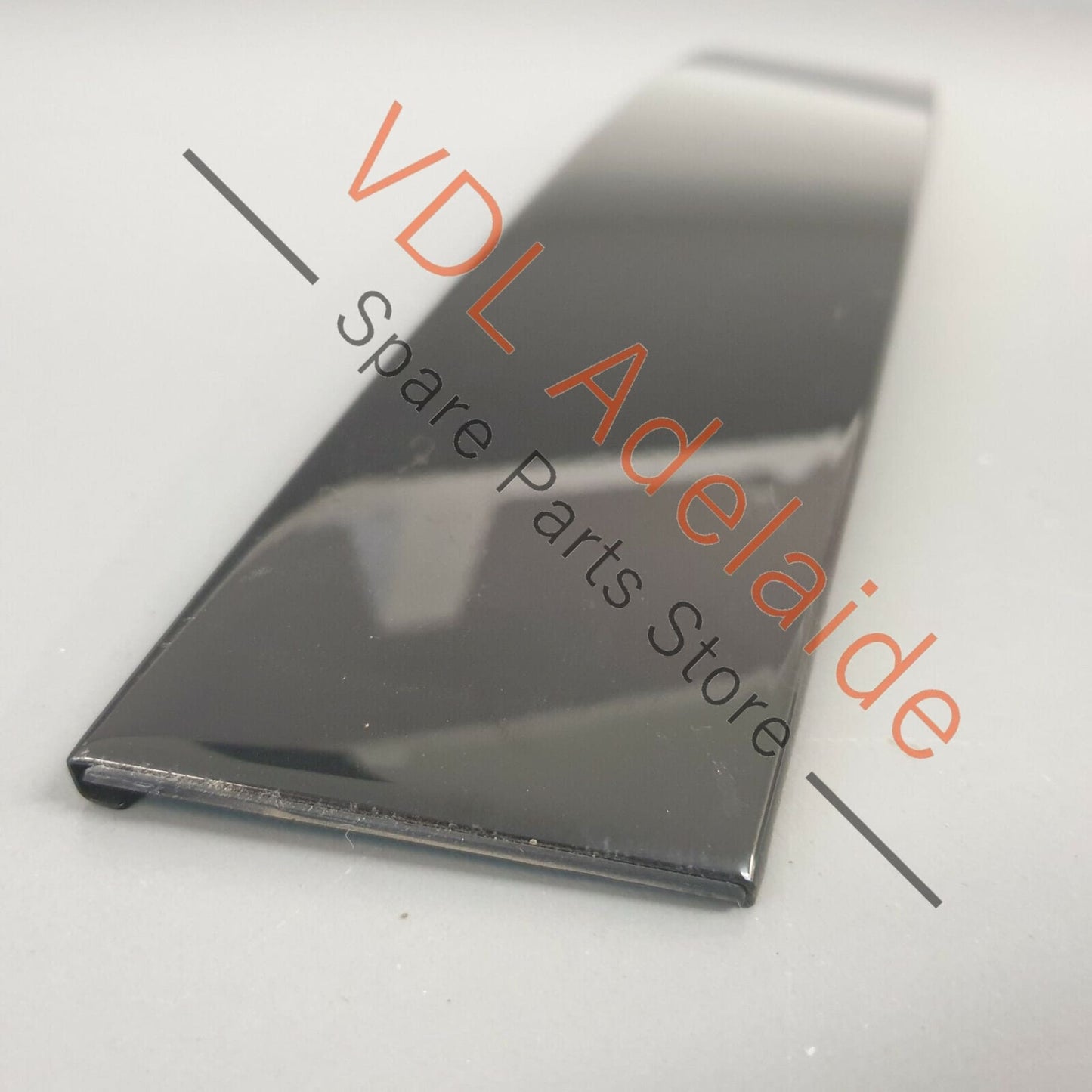 Audi Q7 4L Trim for Pillar B Brilliant Black Front Left 4L0837901 ROS 4L0837901