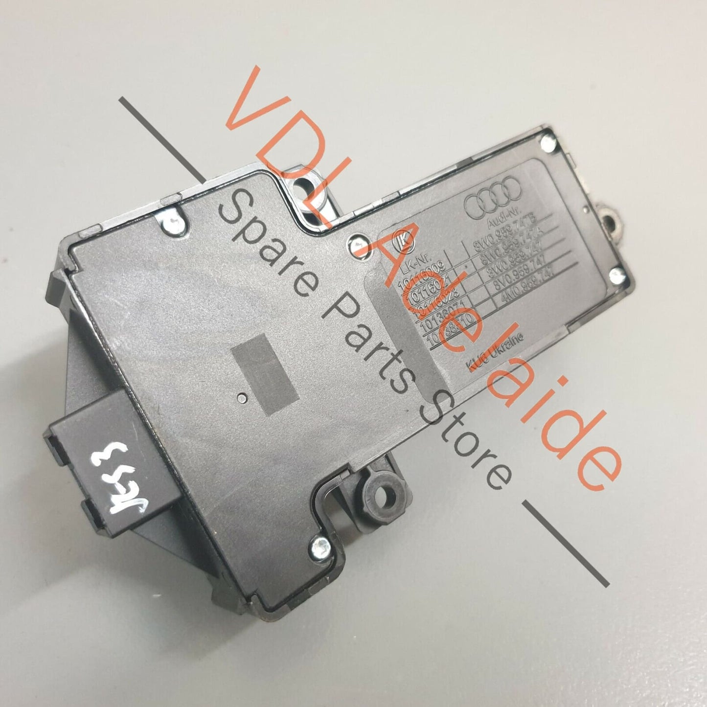 VW Tiguan R Mk2 5NA Left Front Seat Adjustment Position Switch 8W0959747A JES3 8W0959747A