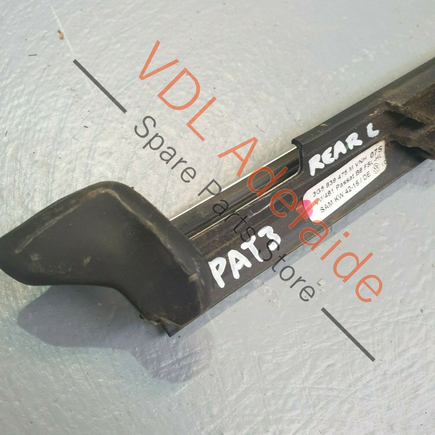 VW Passat R-Line B8 3G Sedan Rear Left Exterior Window Door Chrome Trim 3G5839475M 3G5839475MVNH