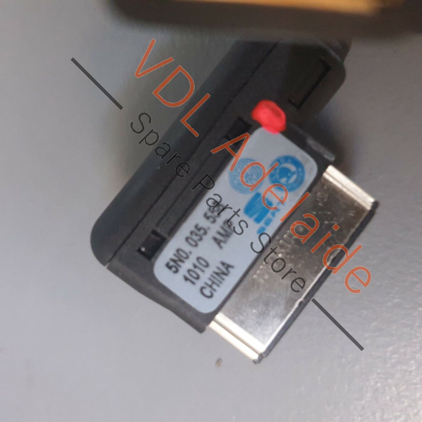 Volkswagen VW Audio Media In Aux Connection Cable USB 5N0035558 PAT1 5N0035558