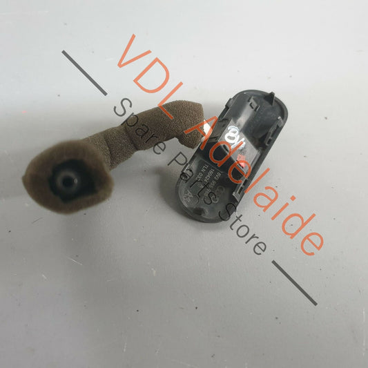 Audi A3 S3 RS3 8V Right Side Heated Windscreen Washer Spray Nozzle