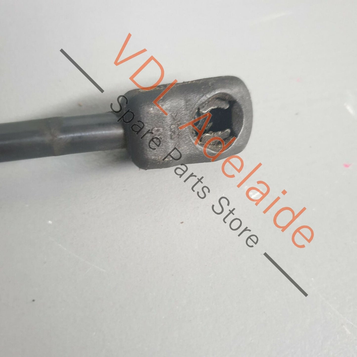 GENUINE OEM Volkswagen VW Golf R Mk6 Gas Filled Bonnet Strut 5K0823359D HOU2