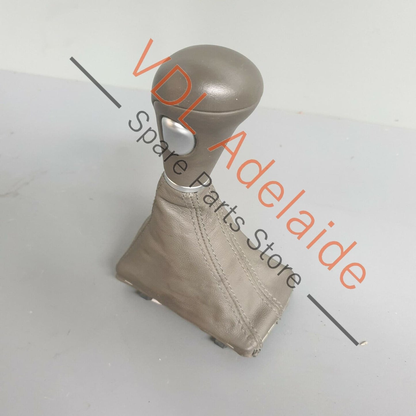 Audi Q5 8R Gear Knob Shifter Selector Leather Boot Handle Grip for RHD 8K2713139A