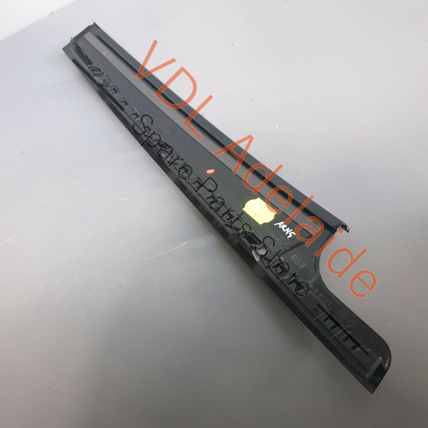 VW Golf R Mk7 Exterior Door Window Moulding Frame Trim Gloss Black Front Right 5G4837890B