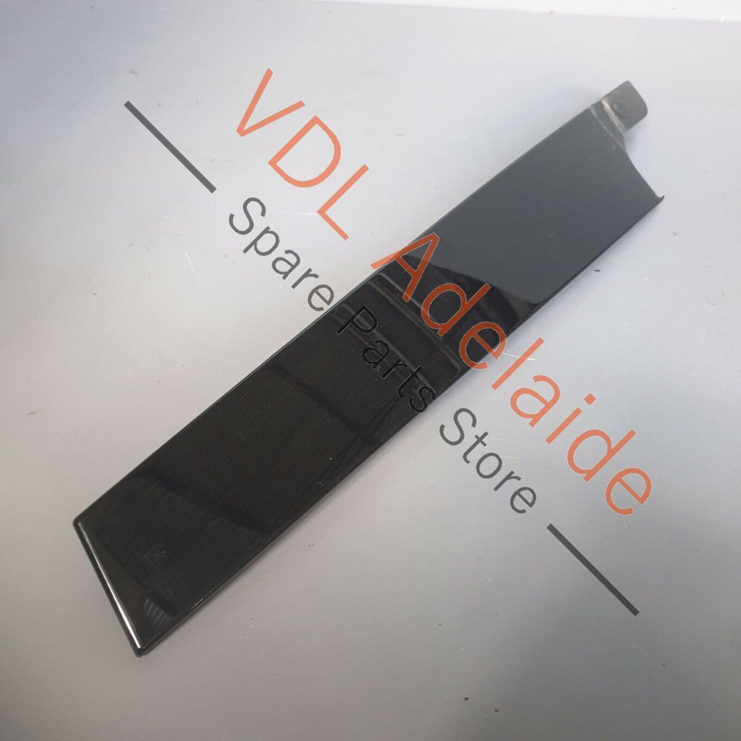 VW Golf R Mk7 Exterior Door Window Moulding Frame Trim Gloss Black Front Right 5G4837890B