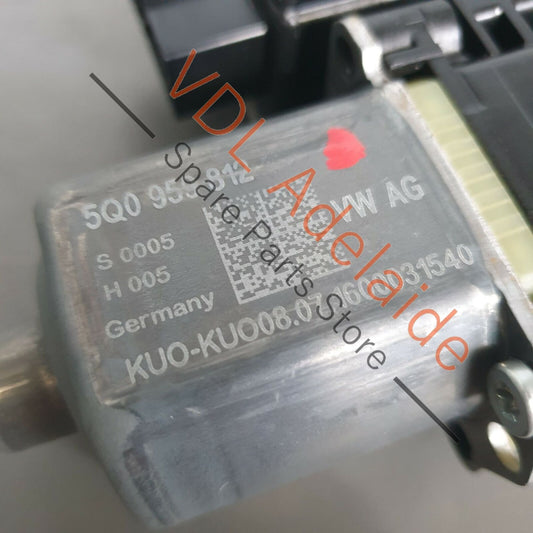 Volkswagen VW Golf R Mk7 Right Rear Window Regulator Motor 5Q0959812 5Q0959408