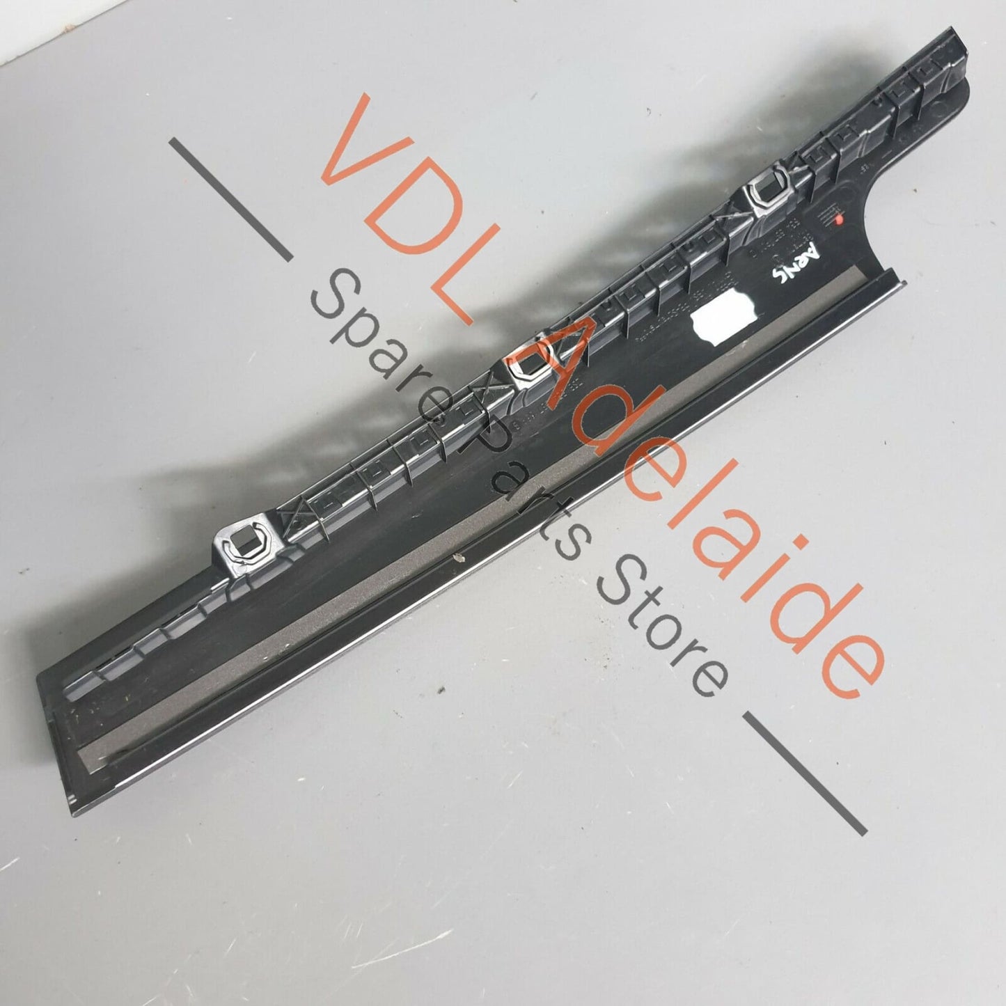 VW Golf R Mk7 Exterior Door Window Moulding Frame Trim Gloss Black Front Left 5G6839901B041