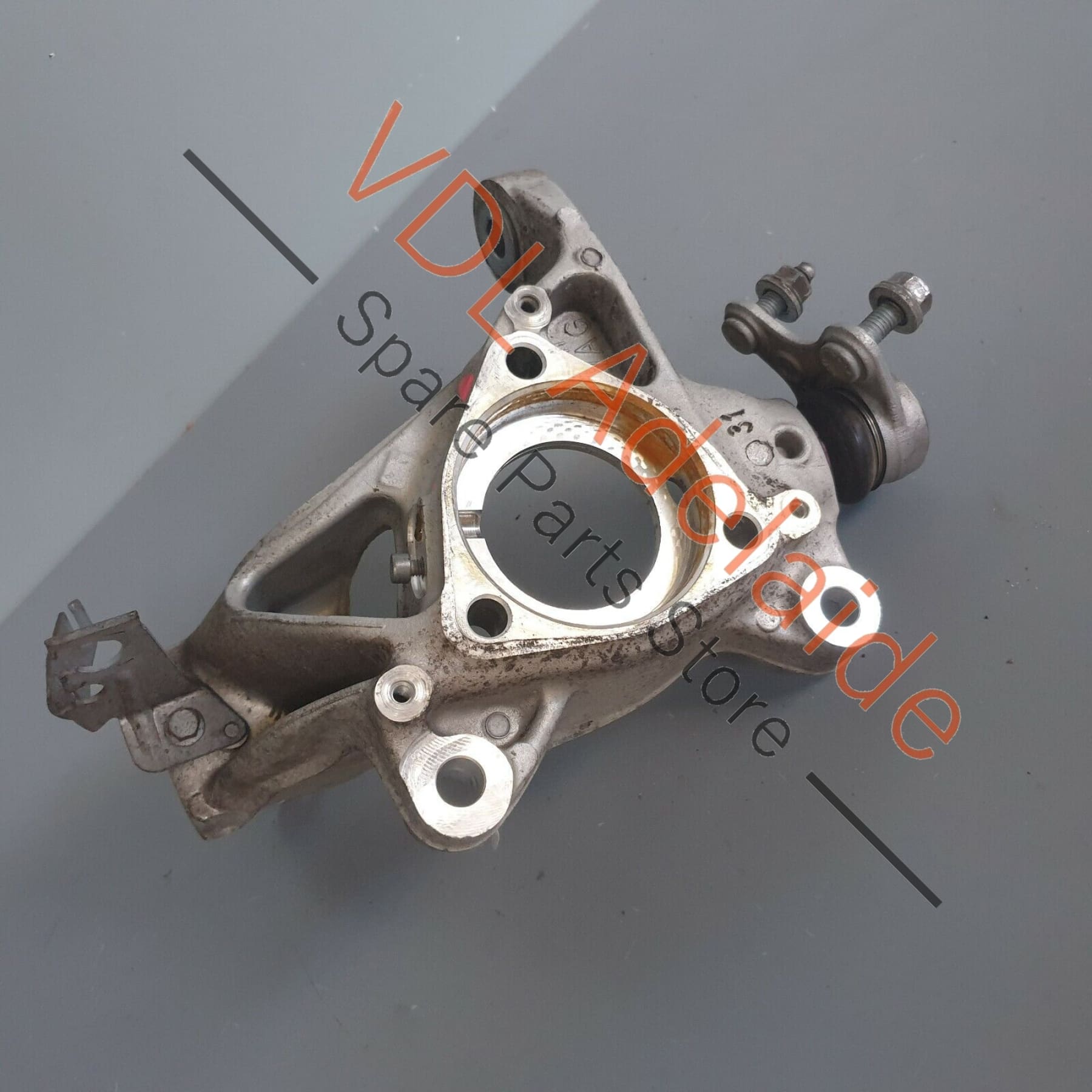 VW Tiguan R Mk2 5NA Front Left LHS Hub Wheel Bearing Housing Stub Knuckle 5Q0407257A