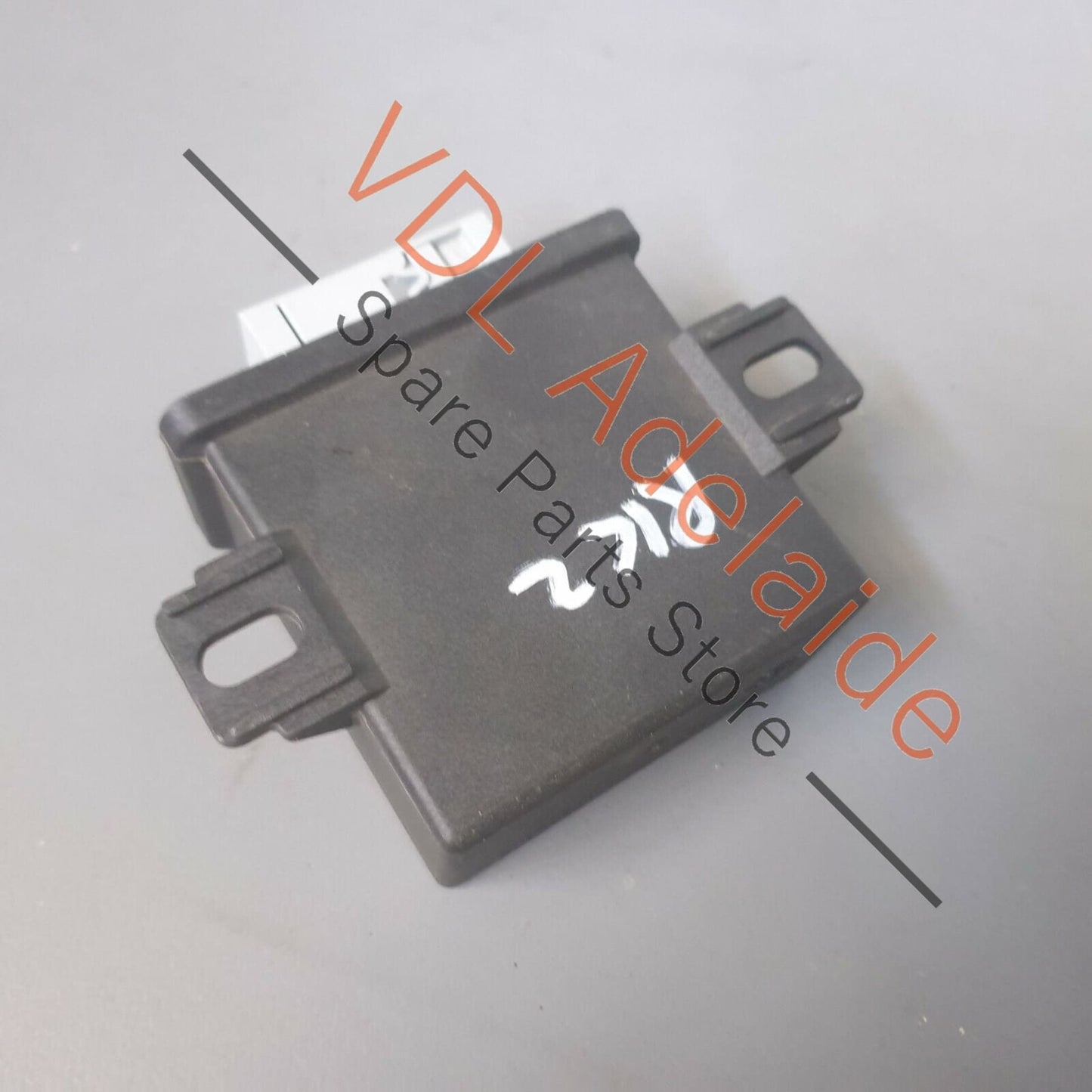 Volkswagen VW Golf Mk5 R32 Control Unit for Cornering Light Headlight Range 1T0907357