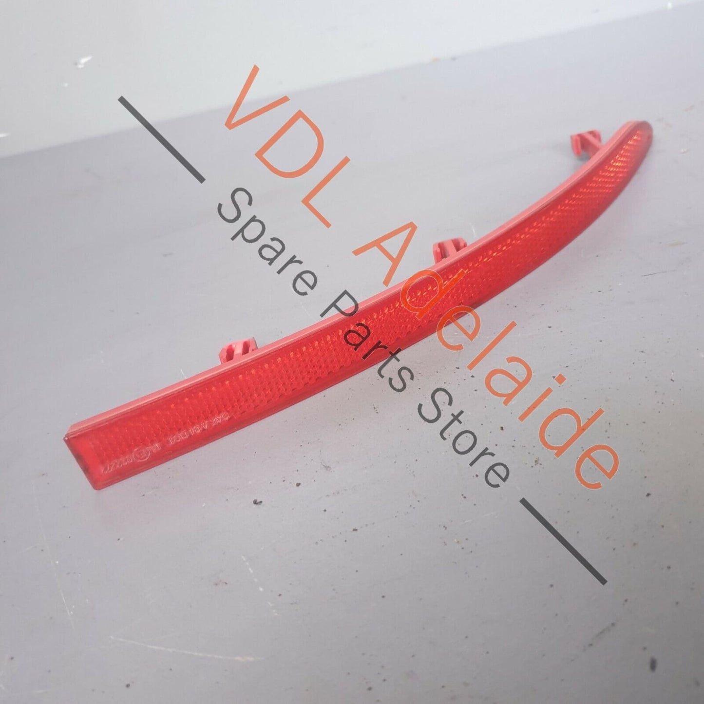 VW Tiguan R 5N MK1 Left Side Rear Bumper Mounted Reflector 5N0945105 JES 5N0945105
