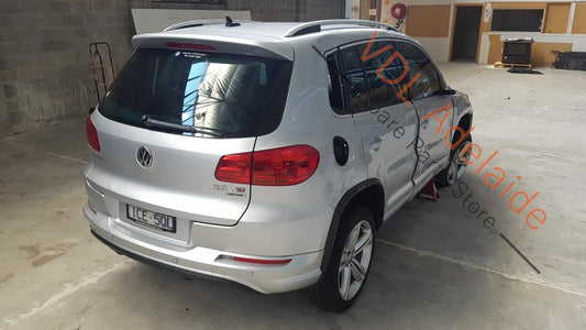 Volkswagen VW Tiguan R 5N Rear Tailgate Bootlid Chrome Badge Emblem 5N0853630 5N0853630