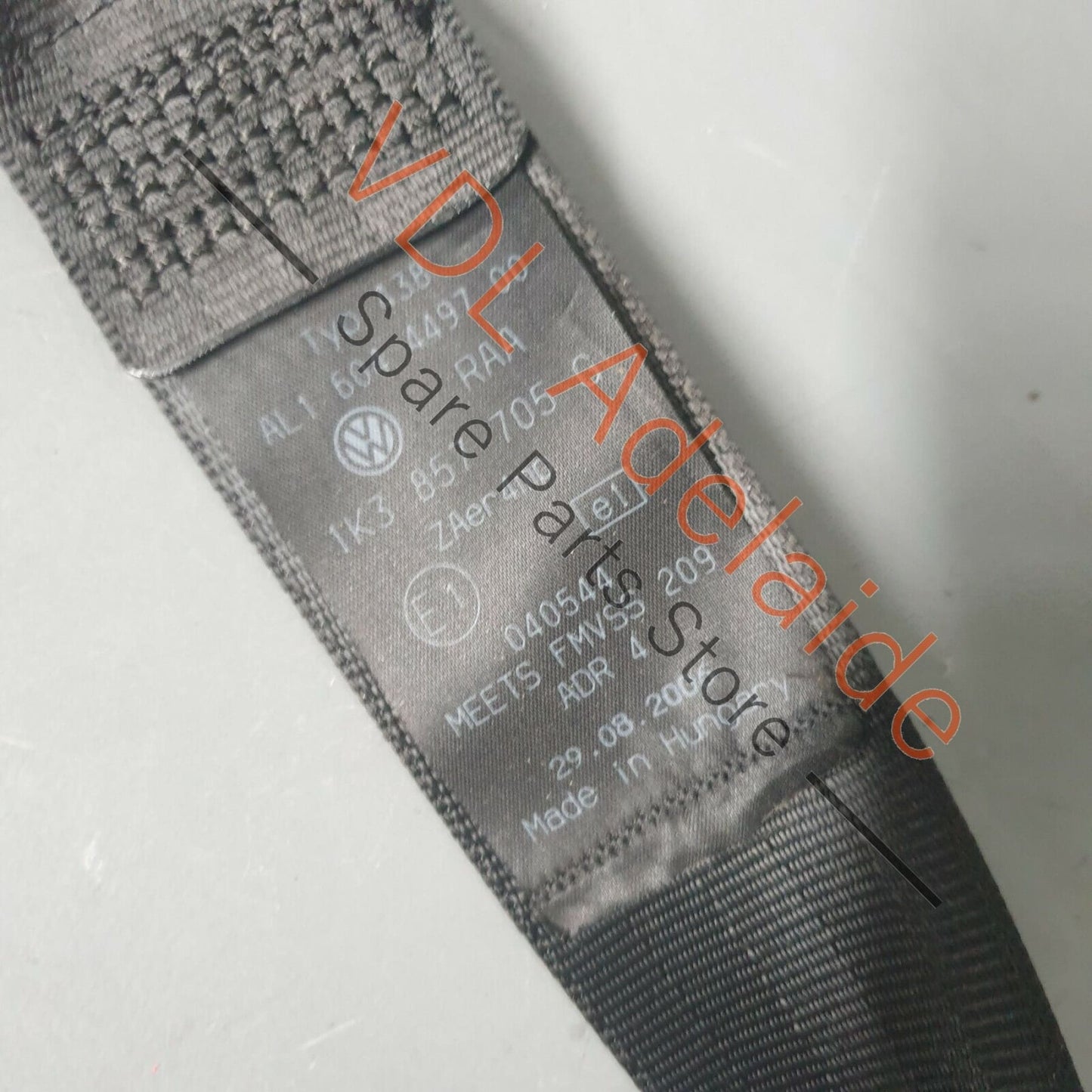 Volkswagen VW Golf Mk5 R32 Front Left Seatbelt for 2dr RHD Vehicle 1K3857705R 1K3857705R