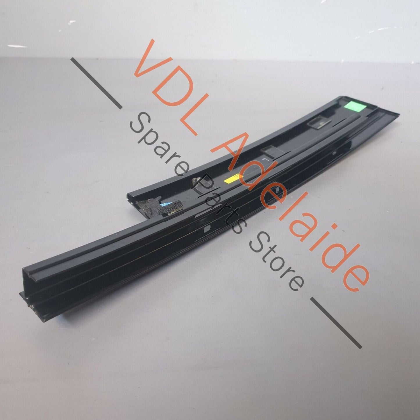 Renault Megane 3 X95 RS265 Left Side Exterior Door Finisher Trim 802850011R MON5 802850011R