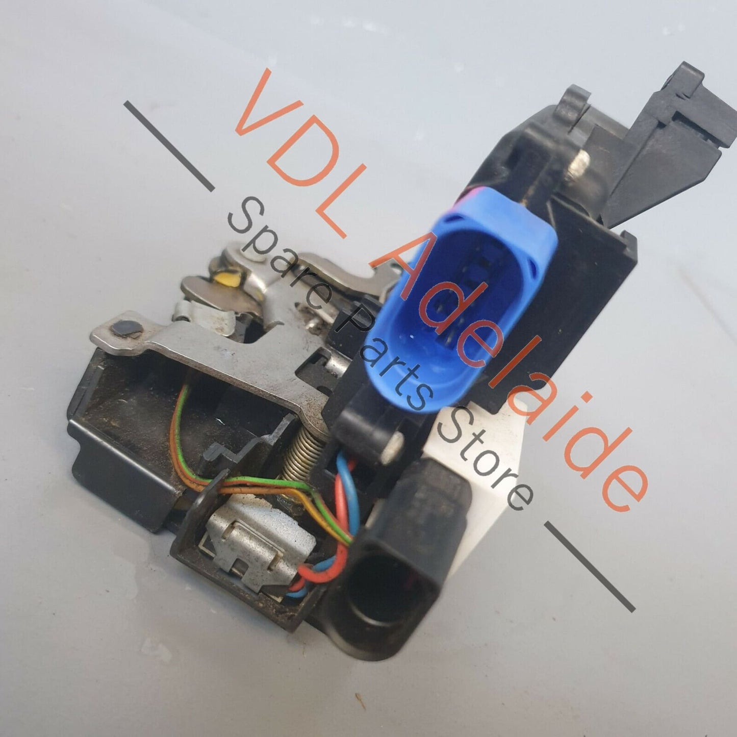 Volkswagen Touareg 7L Front Right Door Lock for KESSY RHD 3D2837016K