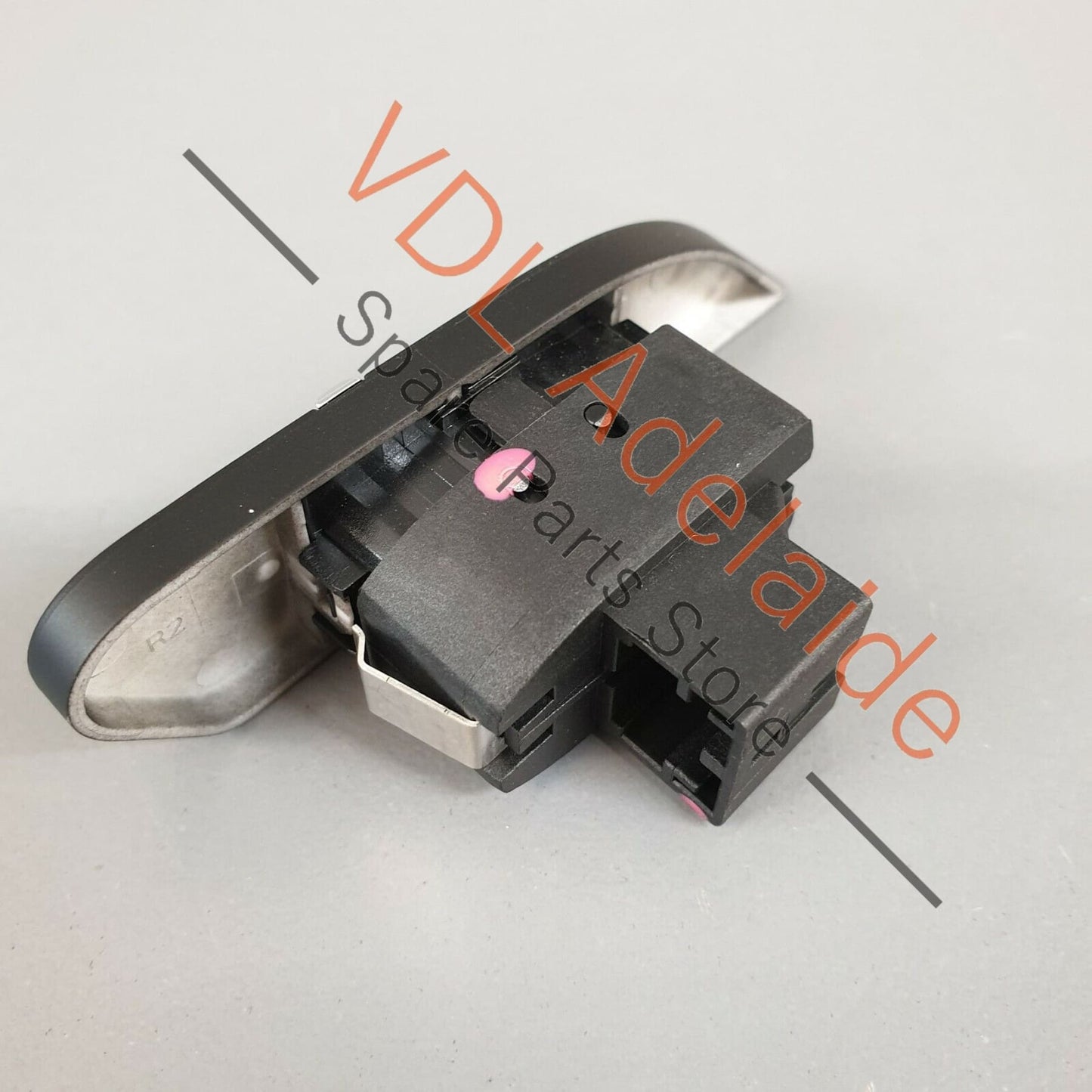 Genuine Porsche Macan 95B Central Locking Button Switch Right Side 95B962126B