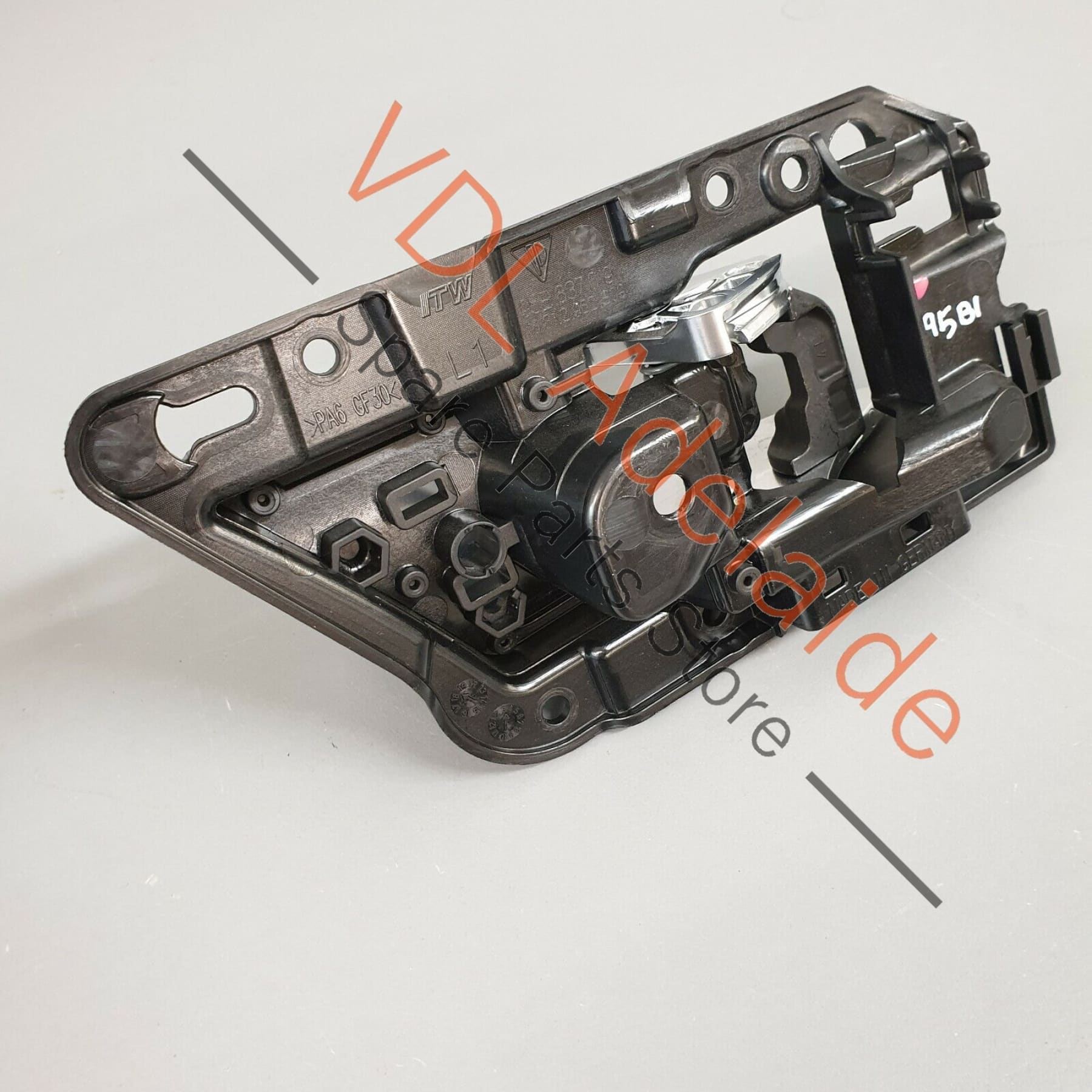 Porsche Macan 95B Interior Door Handle Pull Galvano Silver Front or Rear Left 95B837019