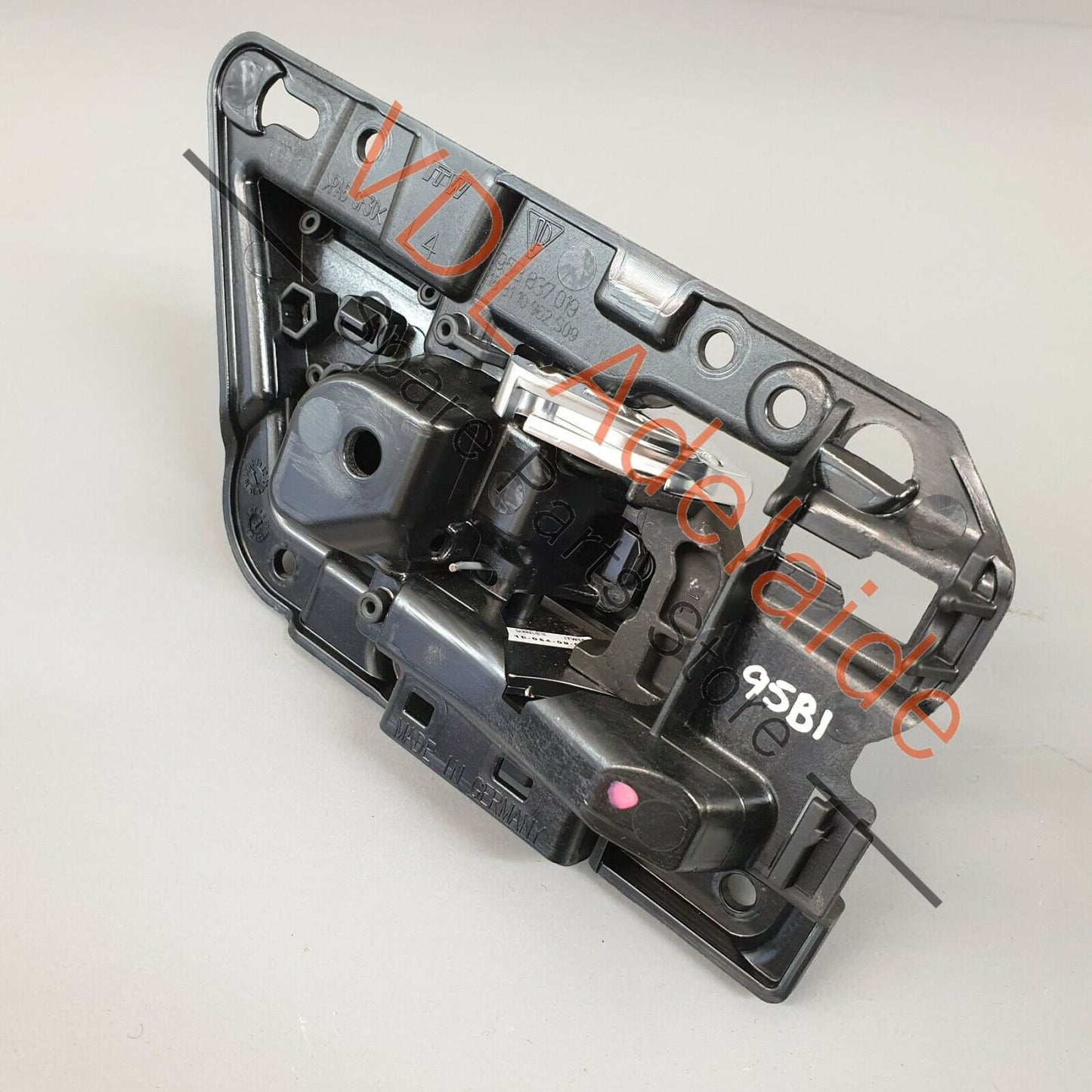 Porsche Macan 95B Interior Door Handle Pull Galvano Silver Front or Rear Left 95B837019