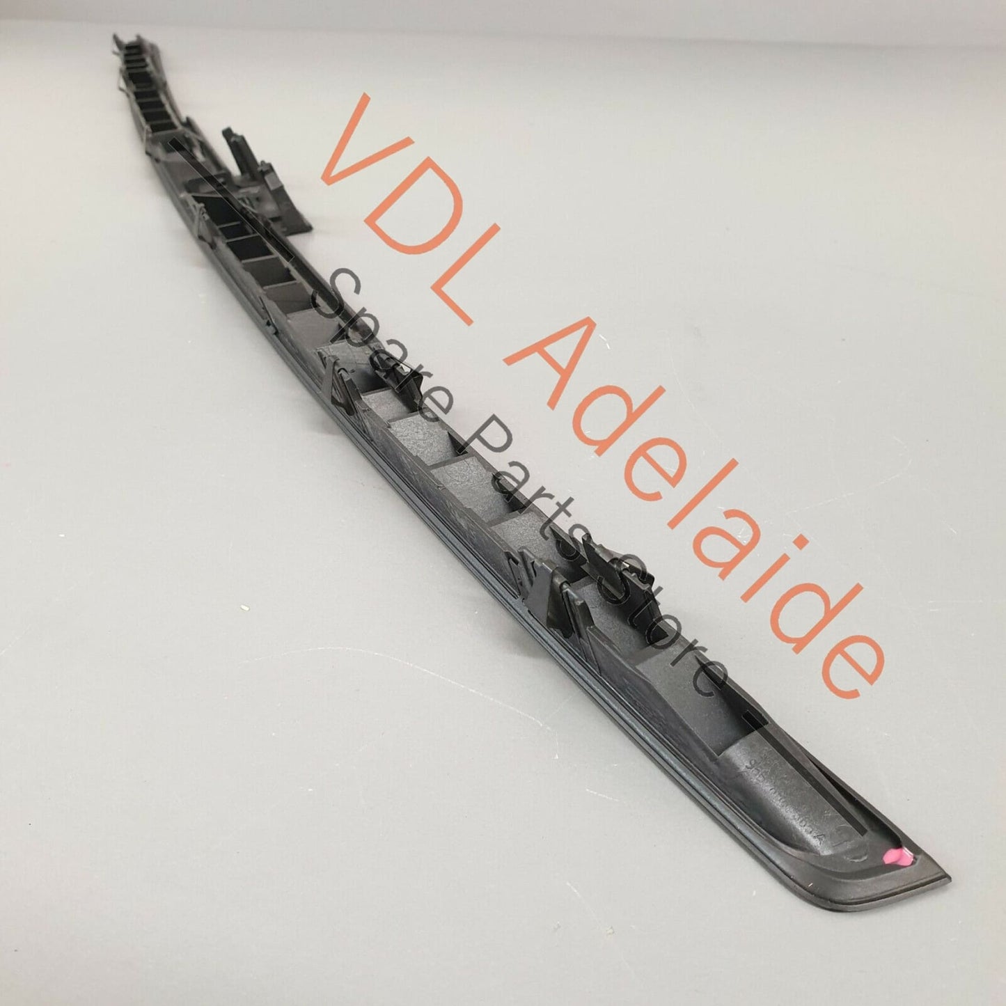 Porsche Macan 95B Dashboard Defrost Winscreen Vent Trim Panel 95B858365A 5Q0 95B858365A