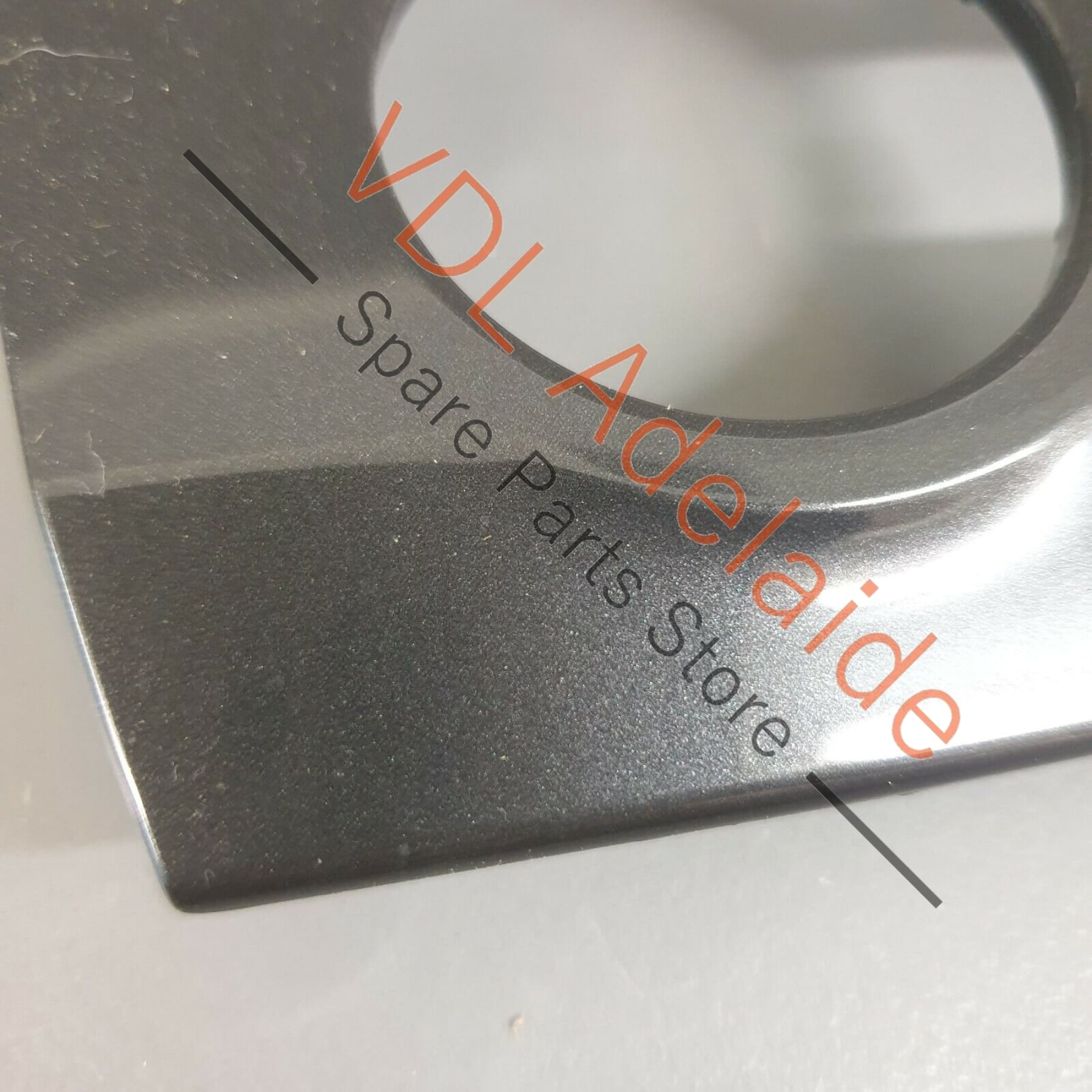 VW Tiguan MQB Gen2 Trim for AC Switch Display Polar Night 5NC820073A 5NC820073A