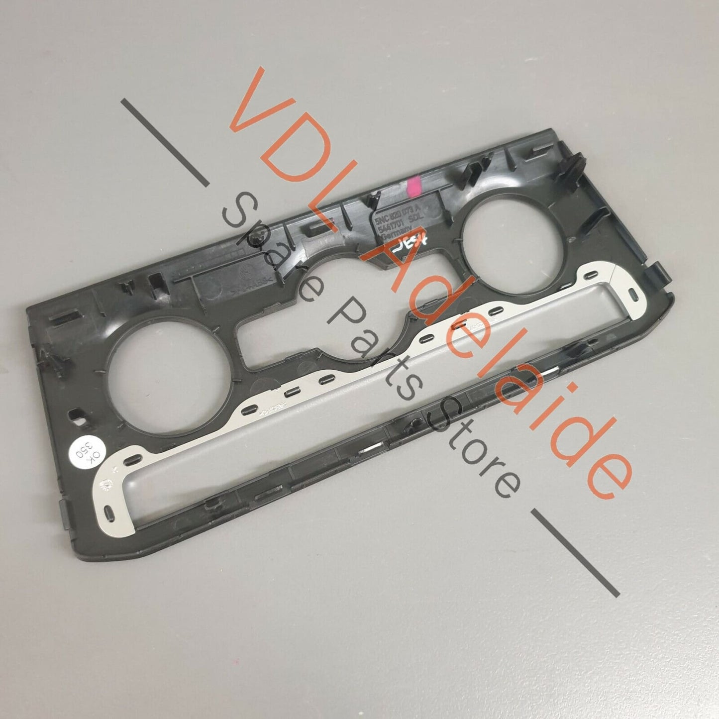 VW Tiguan MQB Gen2 Trim for AC Switch Display Polar Night 5NC820073A 5NC820073A