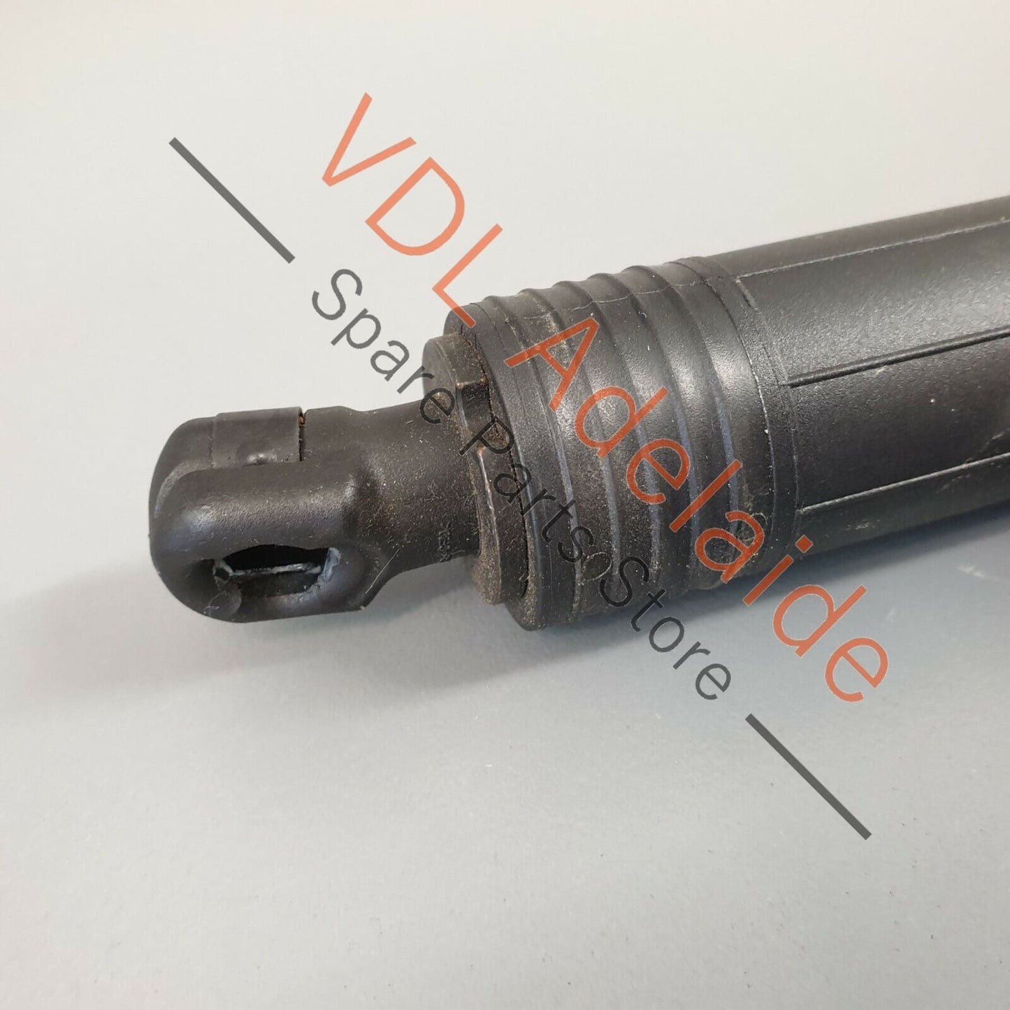 Porsche Macan 95B Electric Rear Boot Lid Tailgate Lift Strut 95B827851B 95B827851E