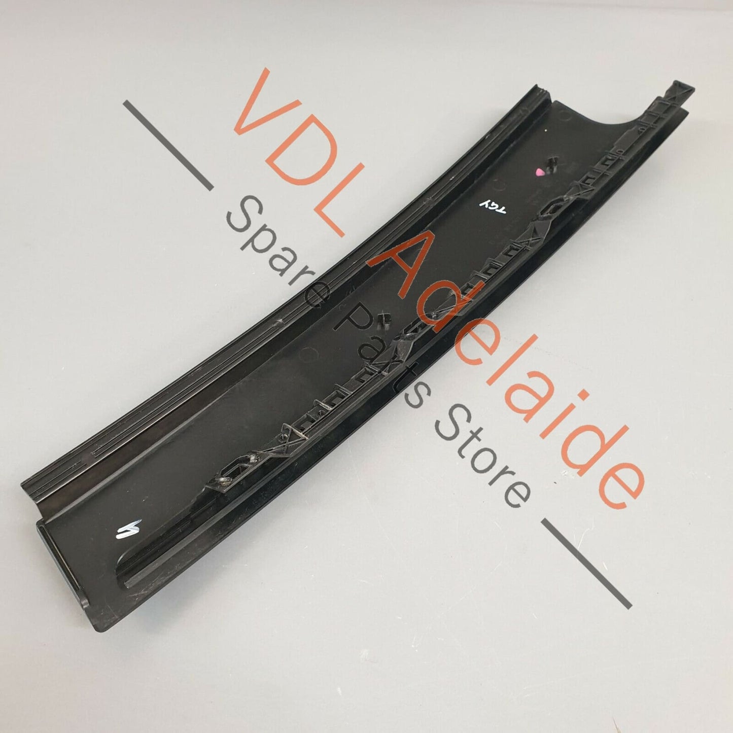 VW Golf MK7 Wagon Exterior Trim for Door Window Frame B-Pillar Rear Left Black 5G6839901A