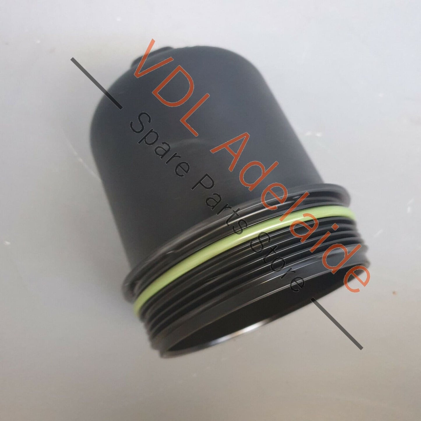 Porsche Macan 95B Engine Oil Filter Housing Cylinder 94610702275 94610702275