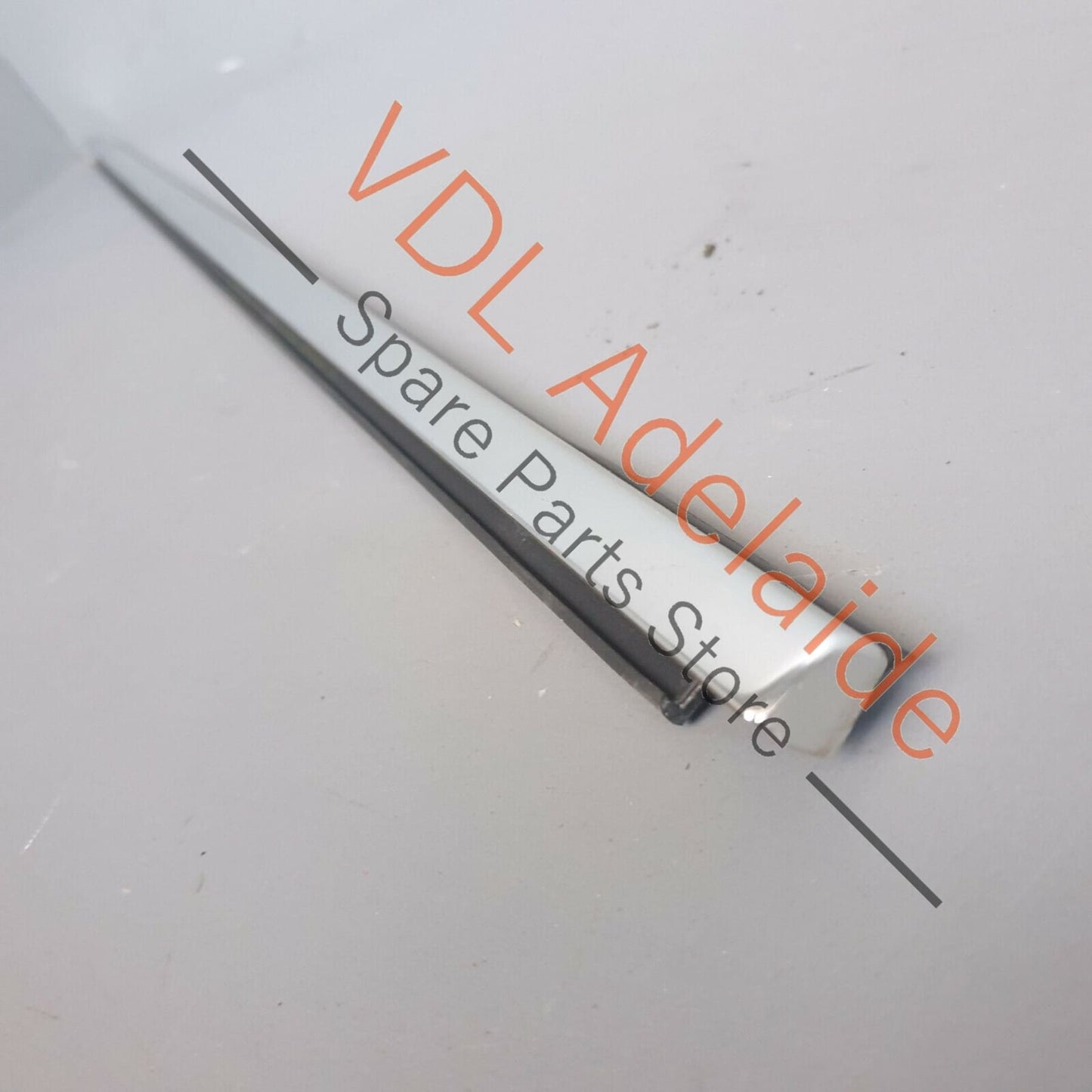 VW Tiguan MQB Mk2 Exterior Window Slot Weather Strip Seal Chrome Rear Right Door 5NA839476C