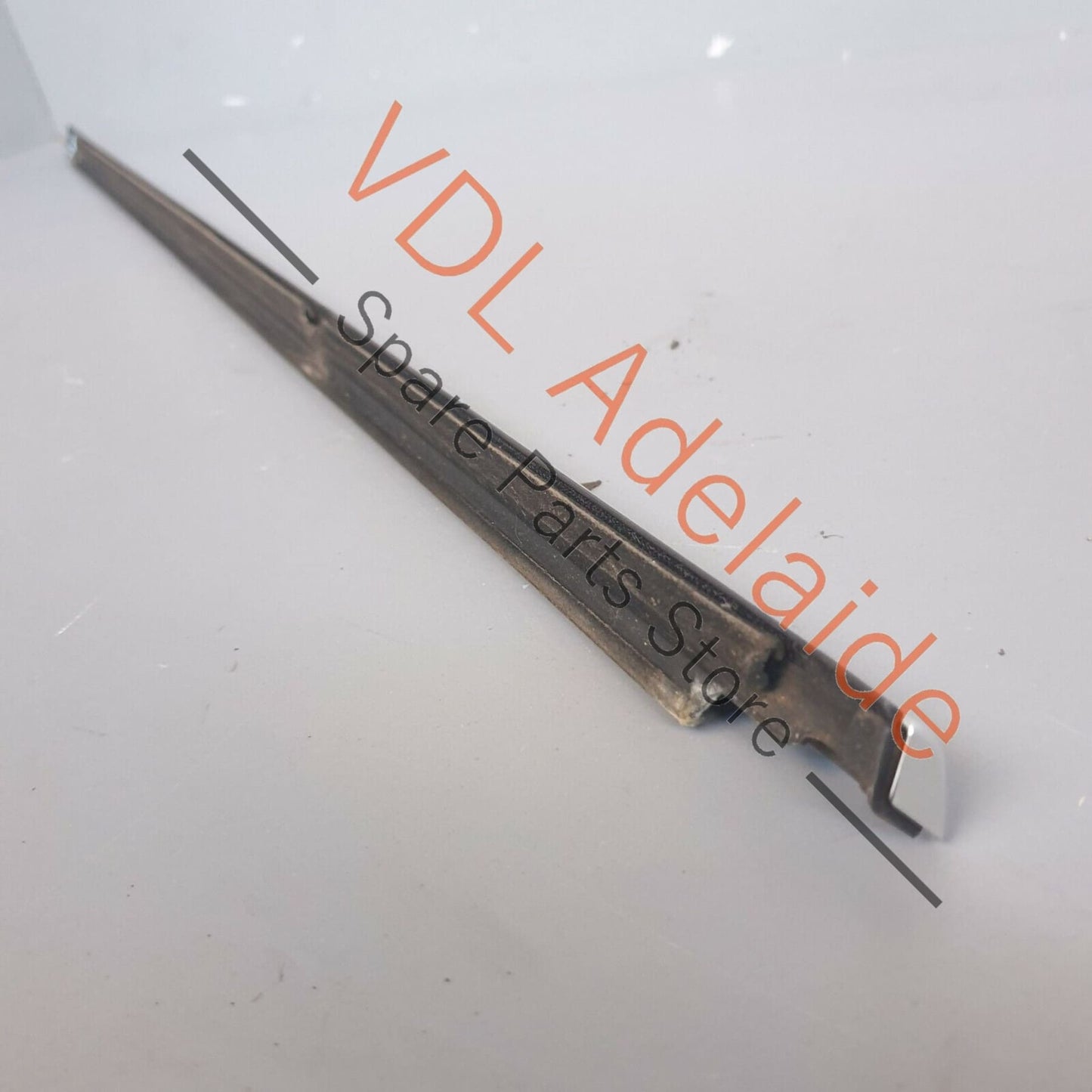 VW Tiguan MQB Mk2 Exterior Window Slot Weather Strip Seal Chrome Rear Right Door 5NA839476C