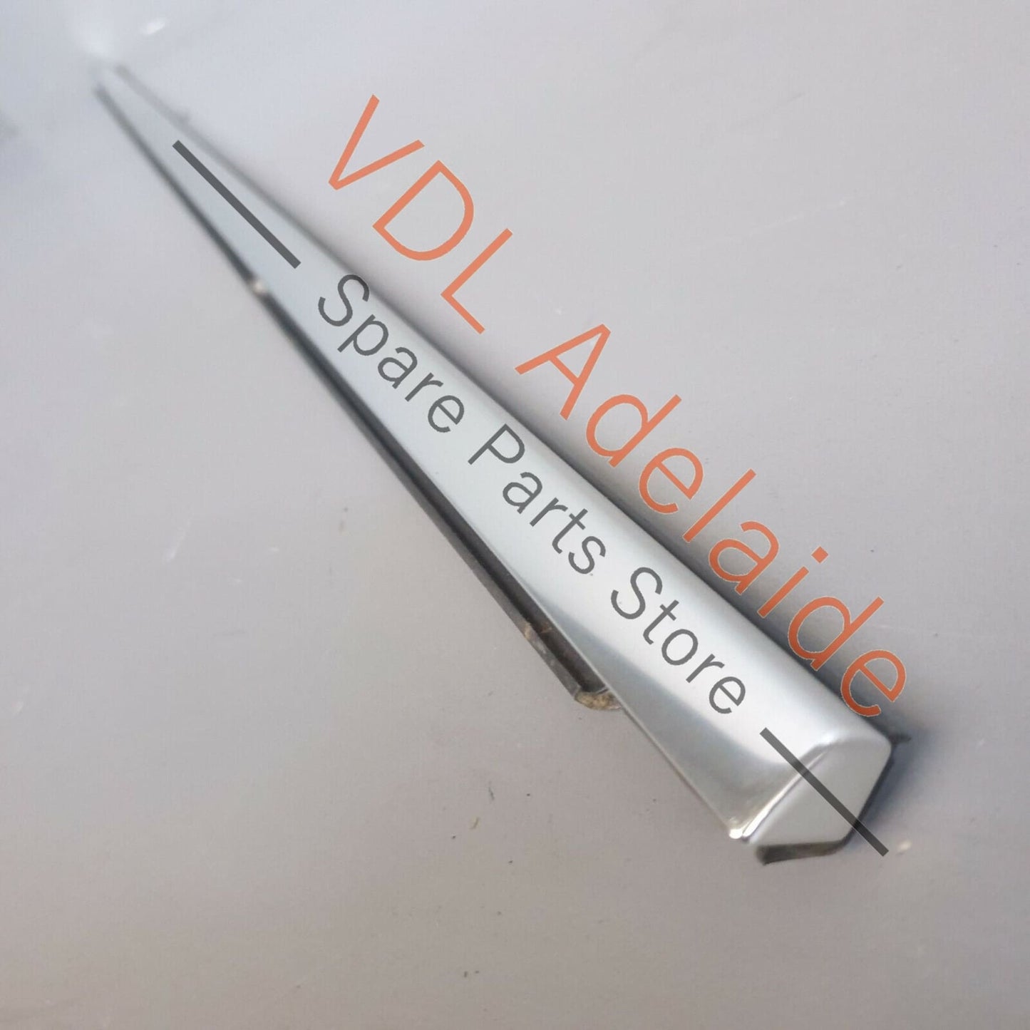 VW Tiguan MQB Mk2 Exterior Window Slot Weather Strip Seal Chrome Rear Left Door 5NA839475C