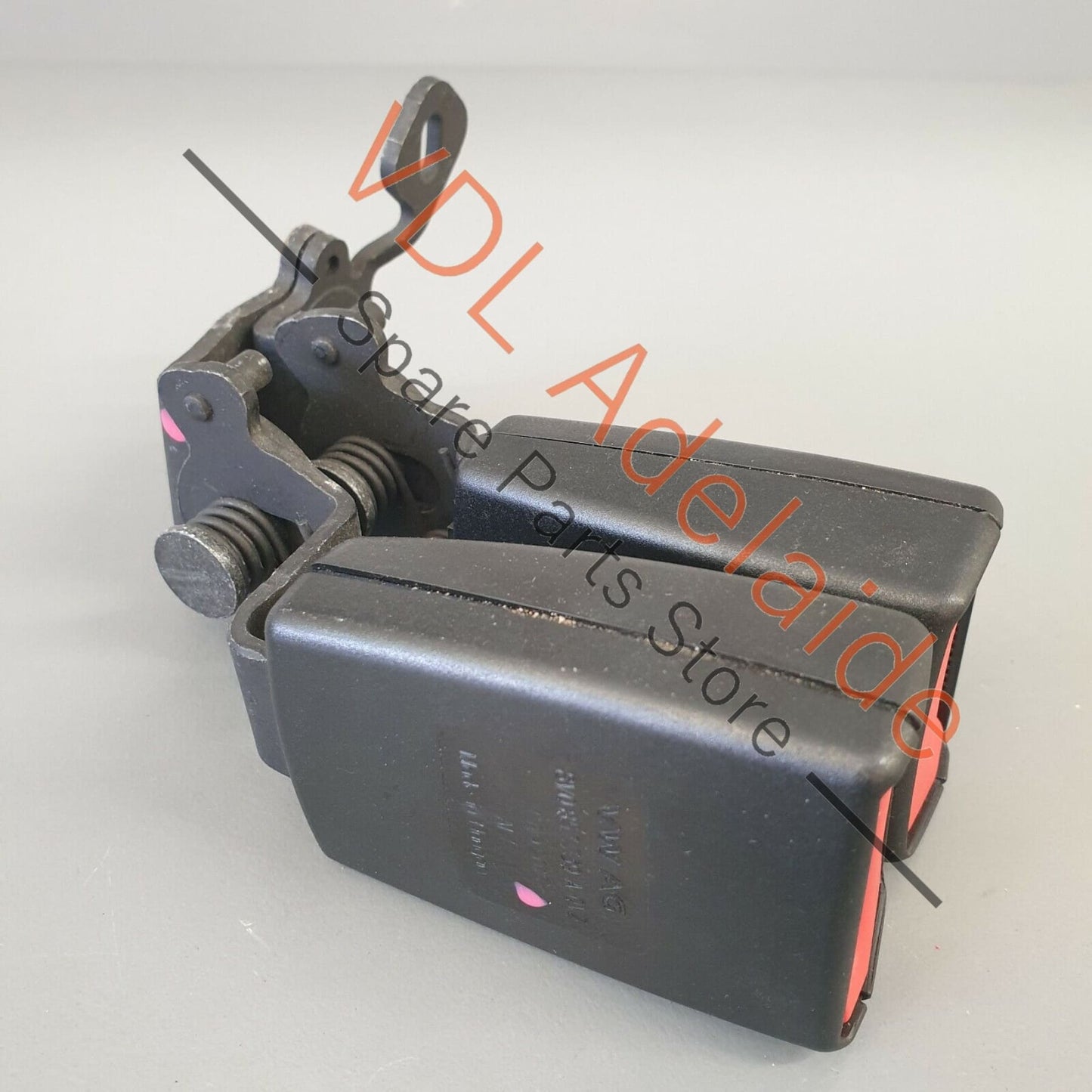 VW Golf MK7 Wagon Rear Double Seat Belt Clip Buckle Latch Catch Clasp 8V0857739 8V0857739