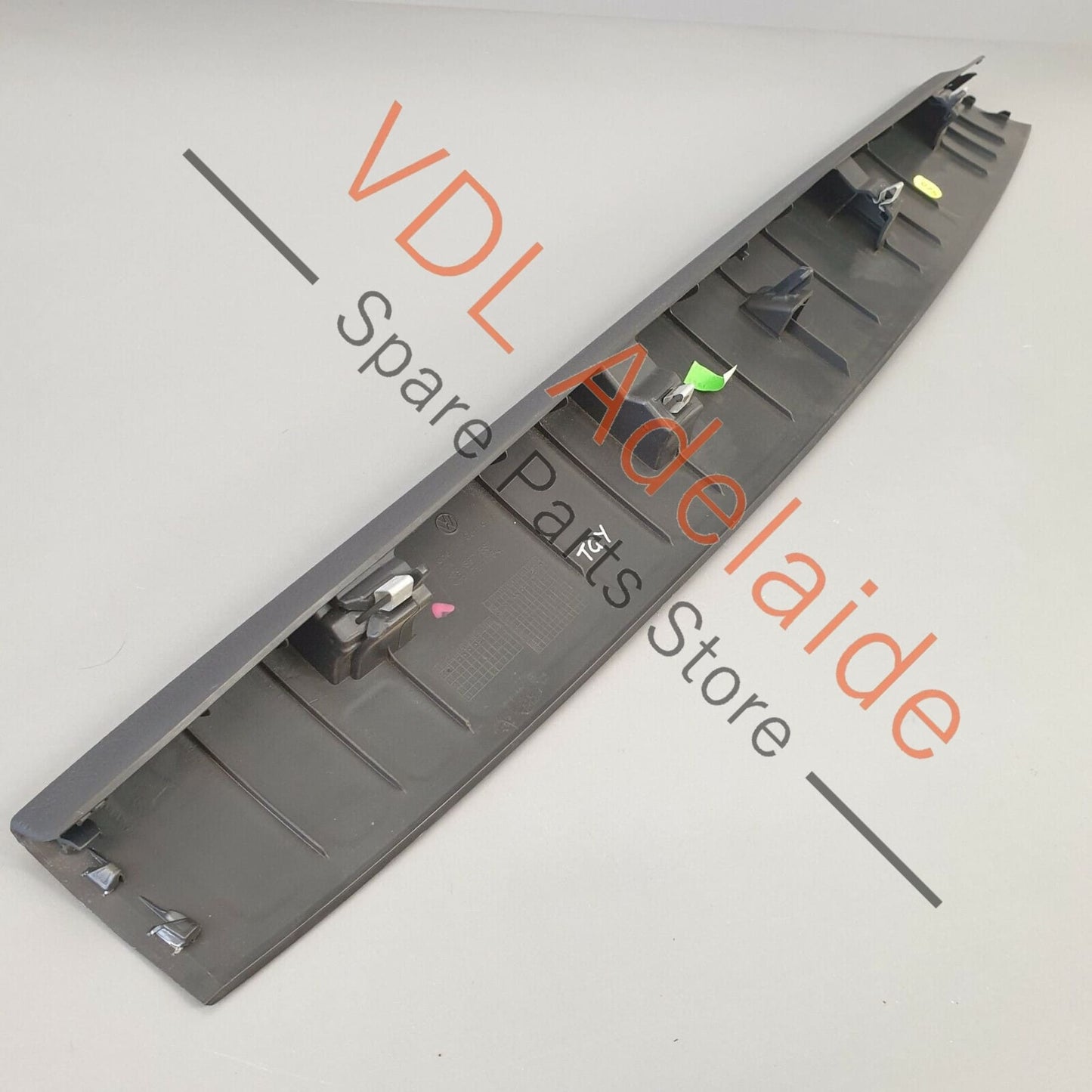 VW Golf MK7 Estate Wagon Rear Lid Tailgate Interior Trim Upper Centre 5G9867587 5G9867587